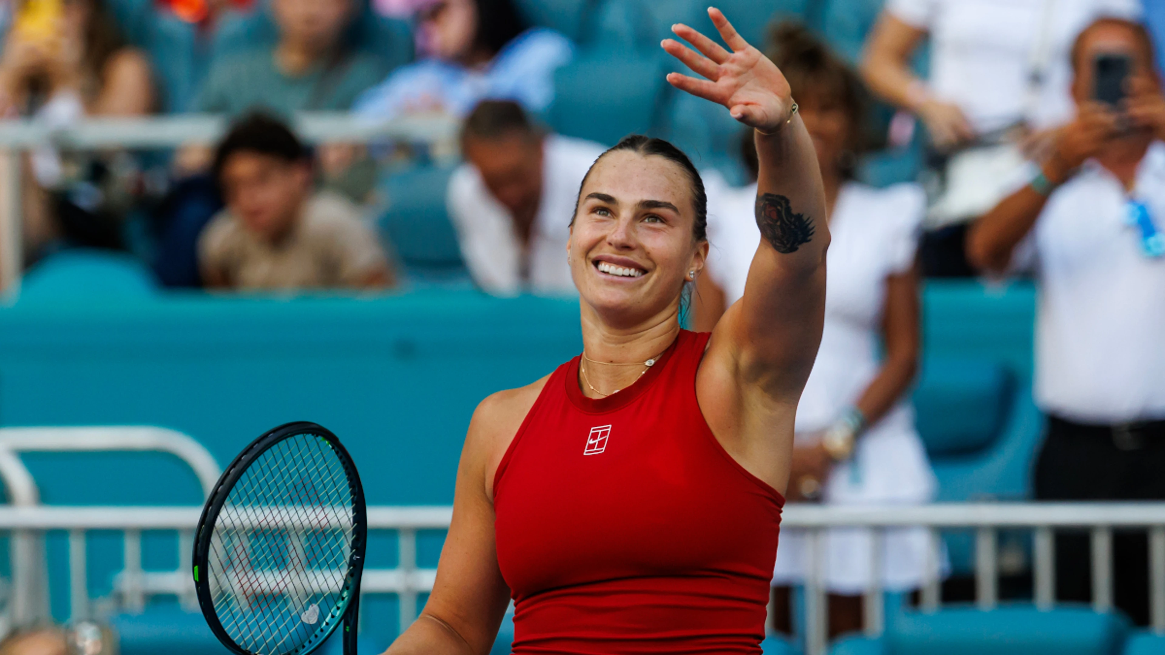 Sabalenka blasts past Paolini into Miami final
