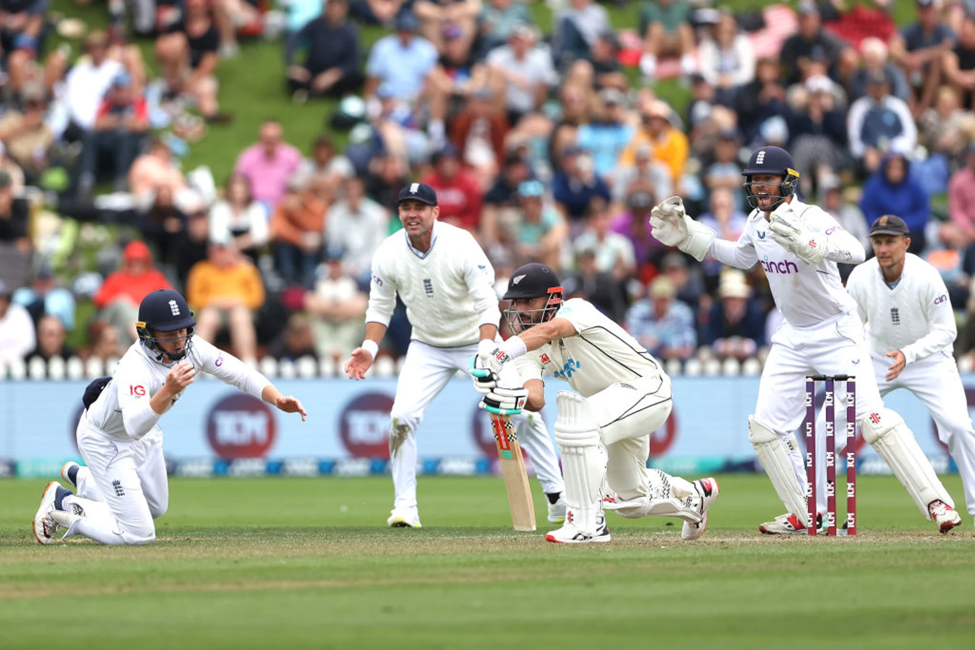 New Zealand v England | 2nd Test, Day 2 | Highlights