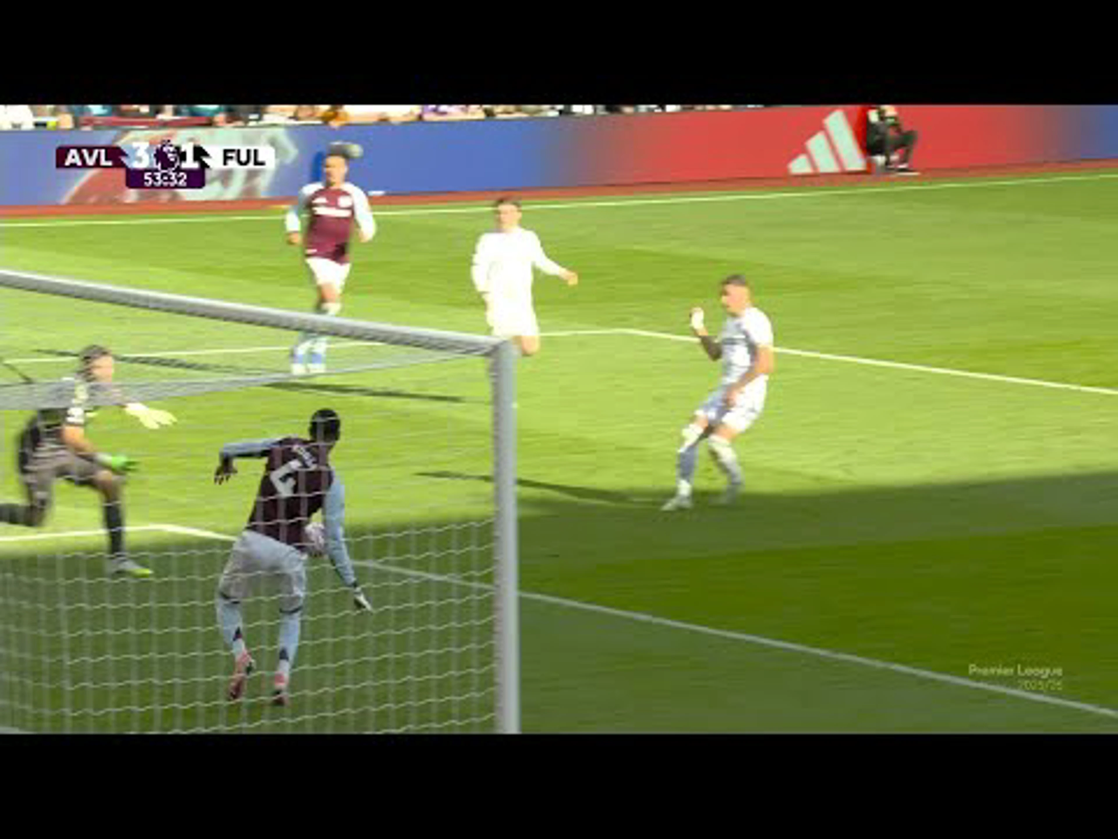 Ezri Konsa | 54ᵗʰ Minute Spectacular Defensive Act v Fulham