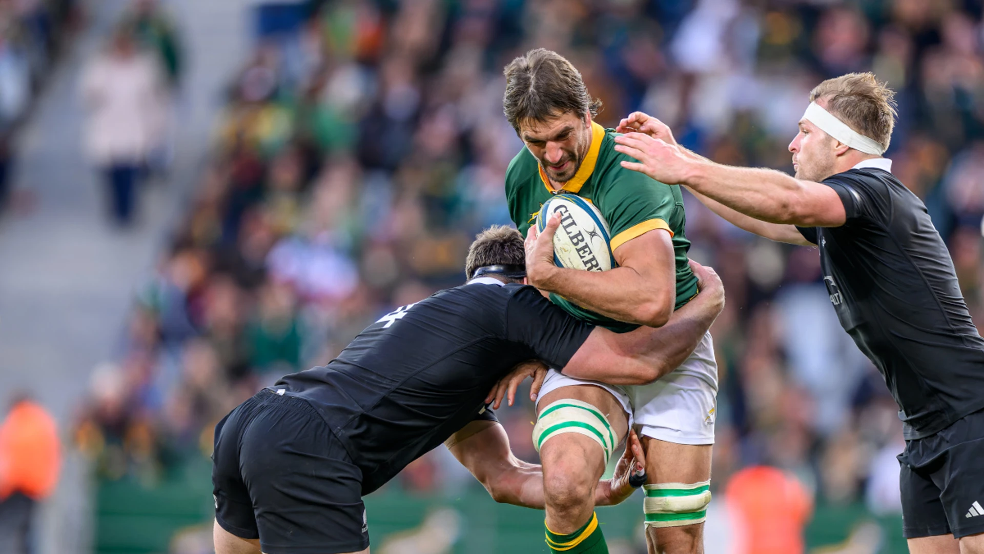 Springbok Etzebeth diverts attention from looming caps record