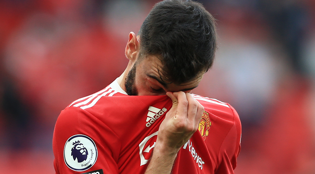 Fernandes involved in car crash but unhurt