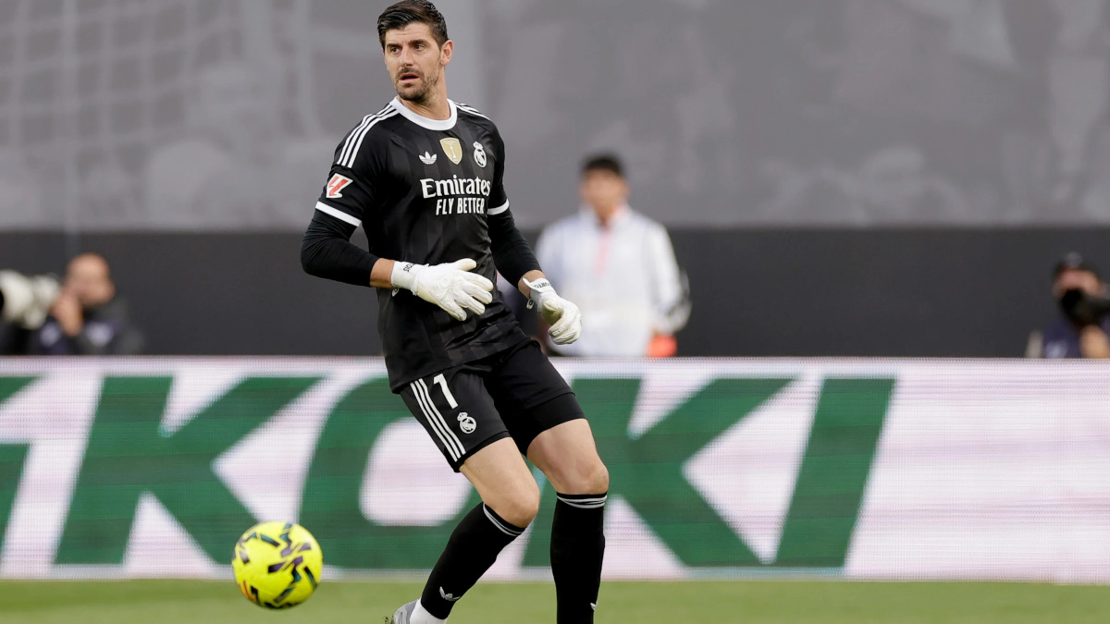 Injured Courtois set to miss Belgium's World Cup qualifiers