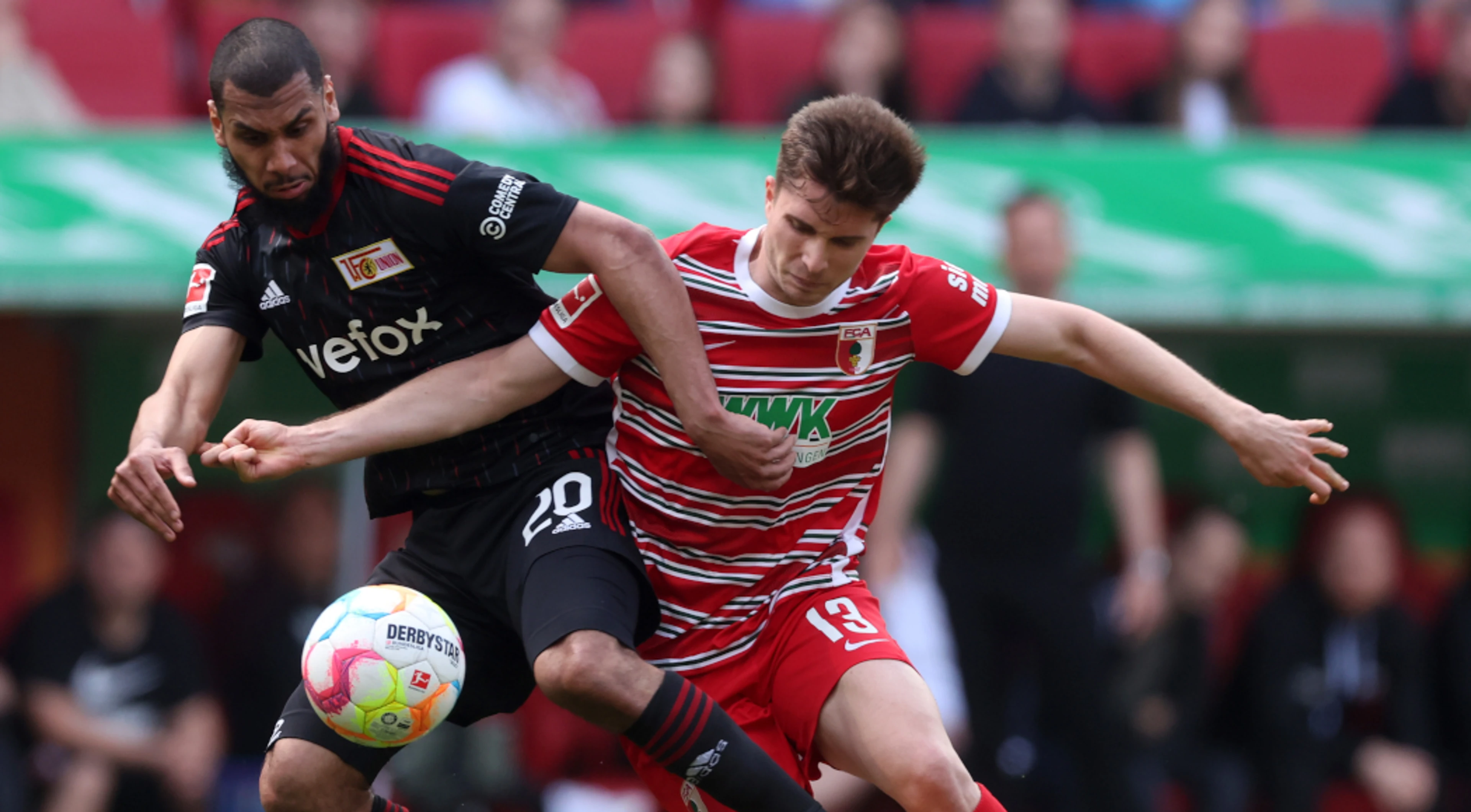 Union Berlin suffer loss at Augsburg, drop out of top three