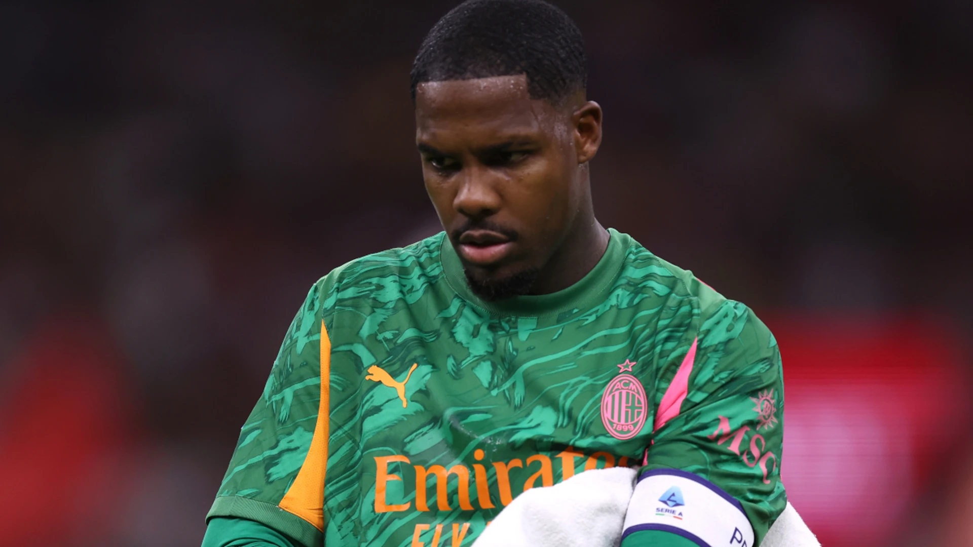 AC Milan keeper Maignan escapes calf tear against Bologna