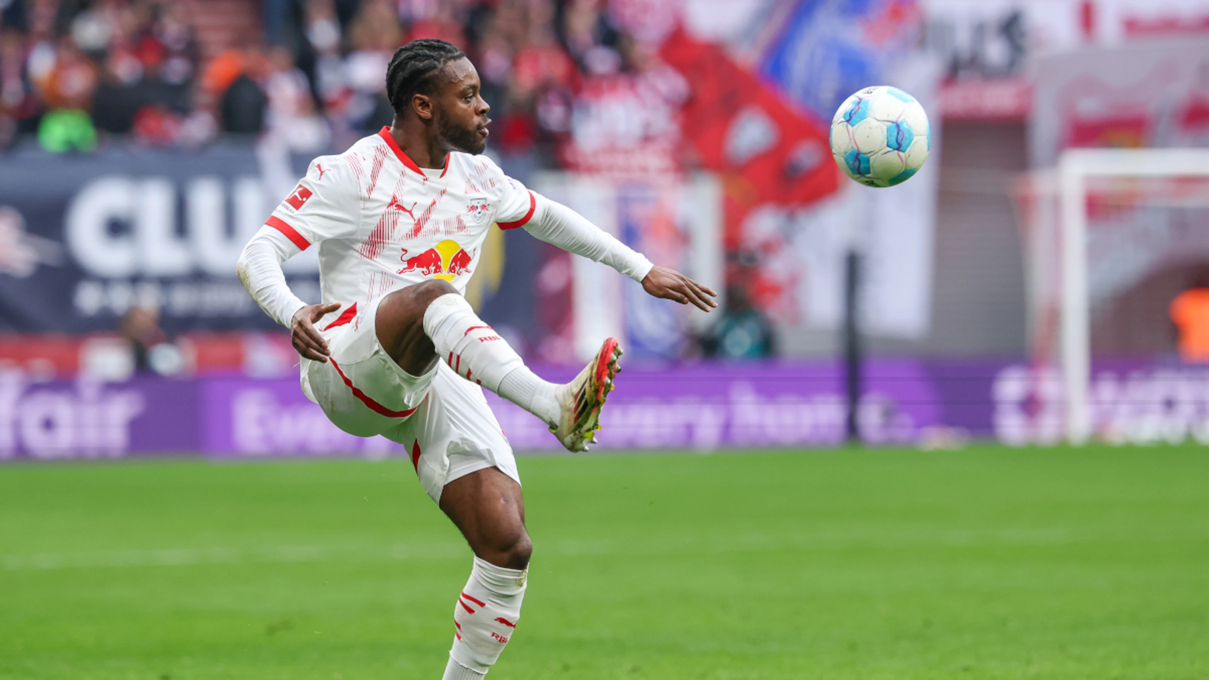 Leipzig host Dortmund with Champions League dreams at stake