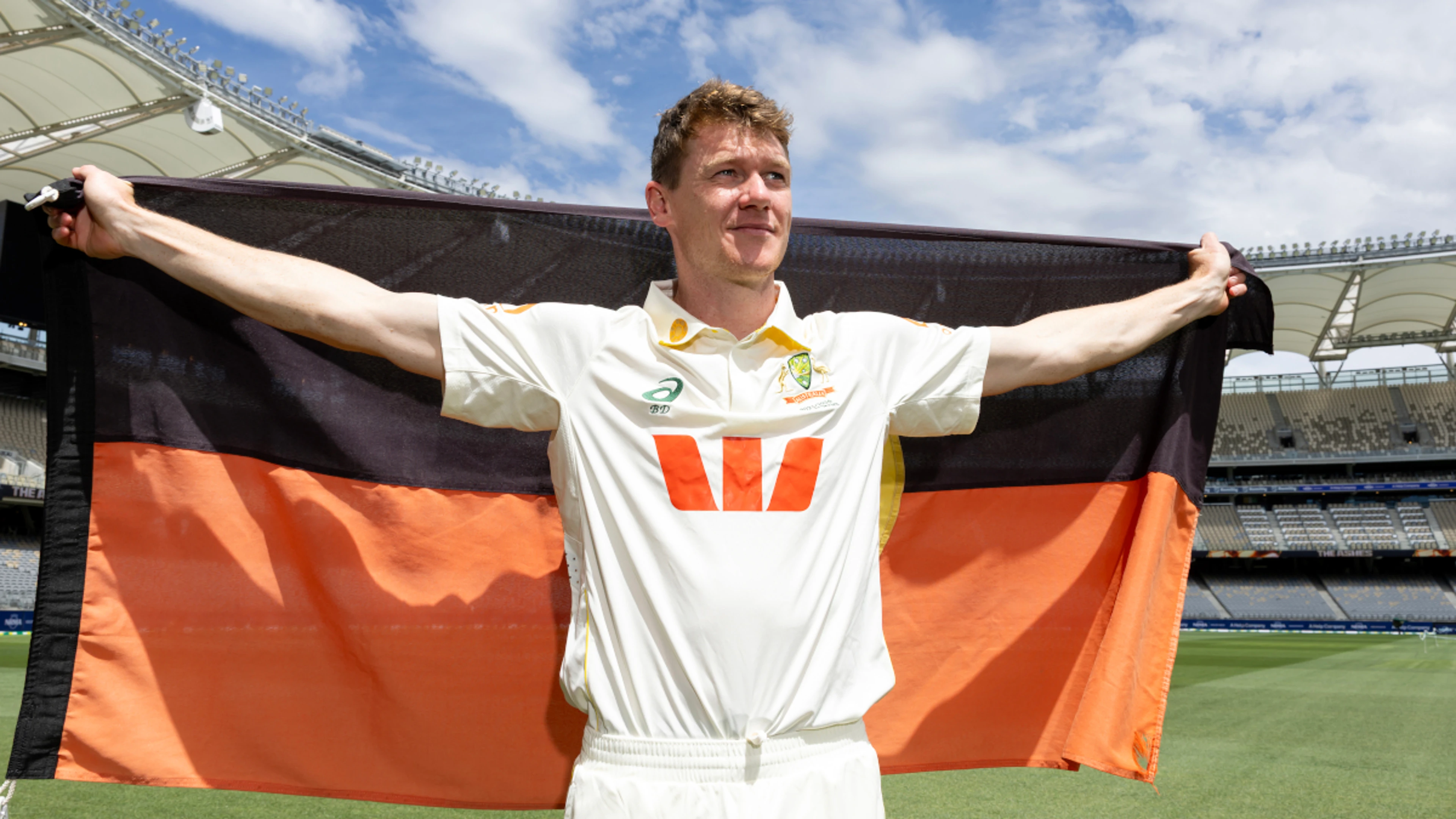 Australia's Weatherald and Doggett to debut in first Ashes Test