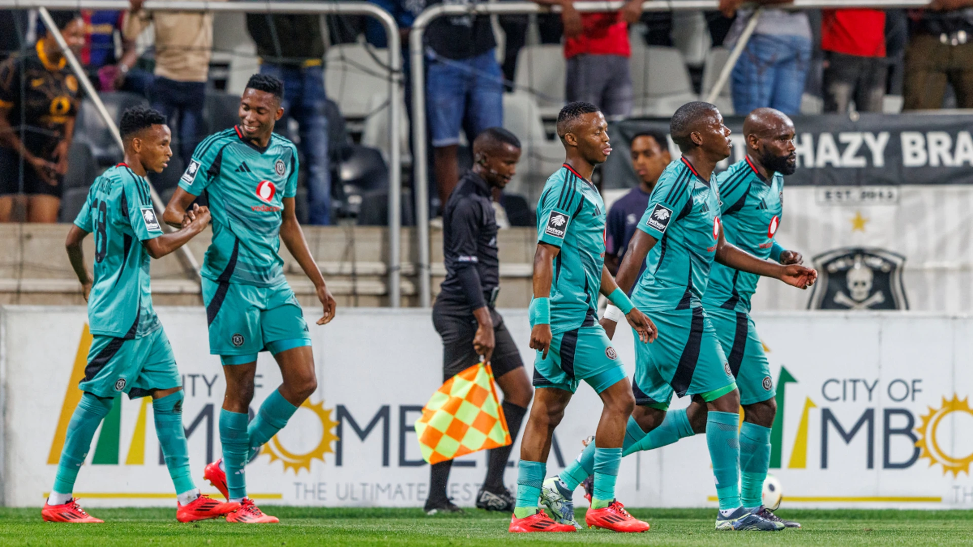 Buccaneers maintain perfect start; Sundowns back to winning form