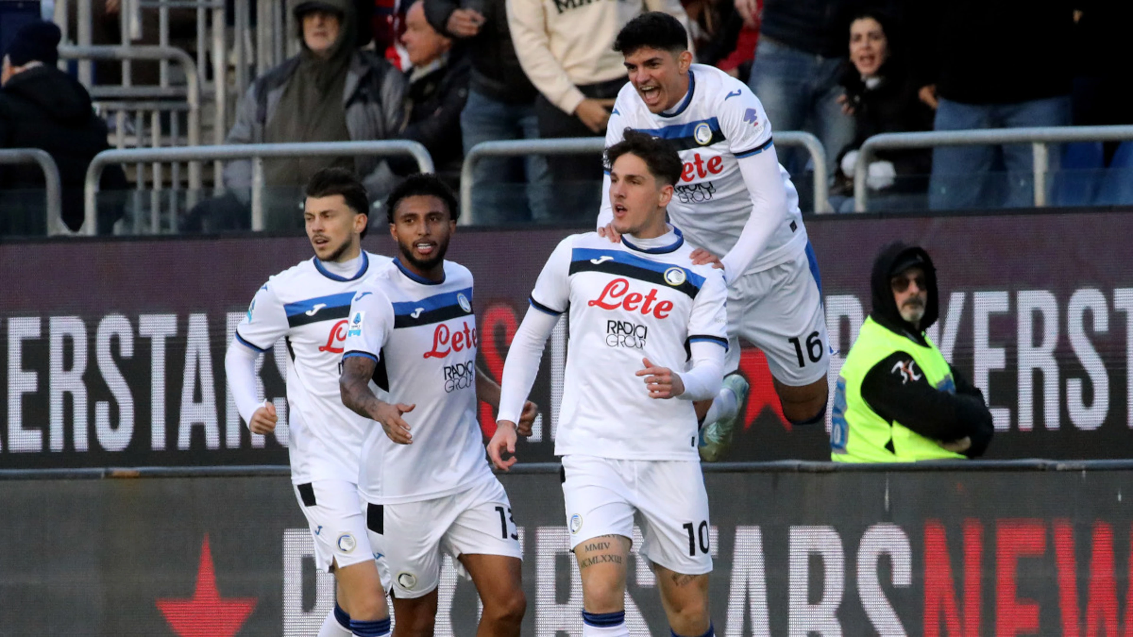 Record-breakers Atalanta maintain Serie A lead as Juve held by lowly Venezia