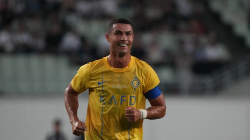 Recordista Ronaldo “quer mais” com Portugal