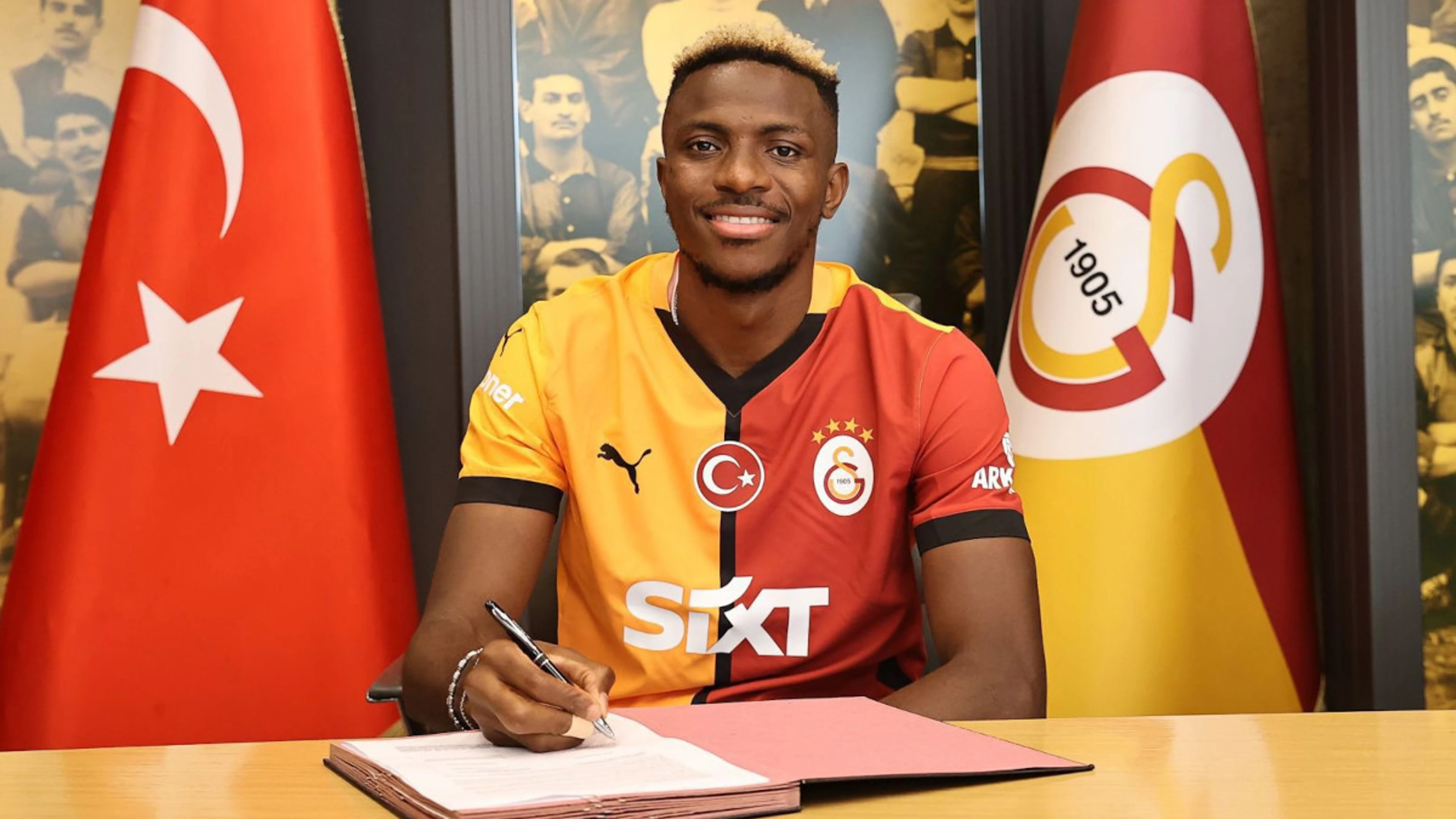 Osimhen close to joining Galatasaray on permanent basis from Napoli