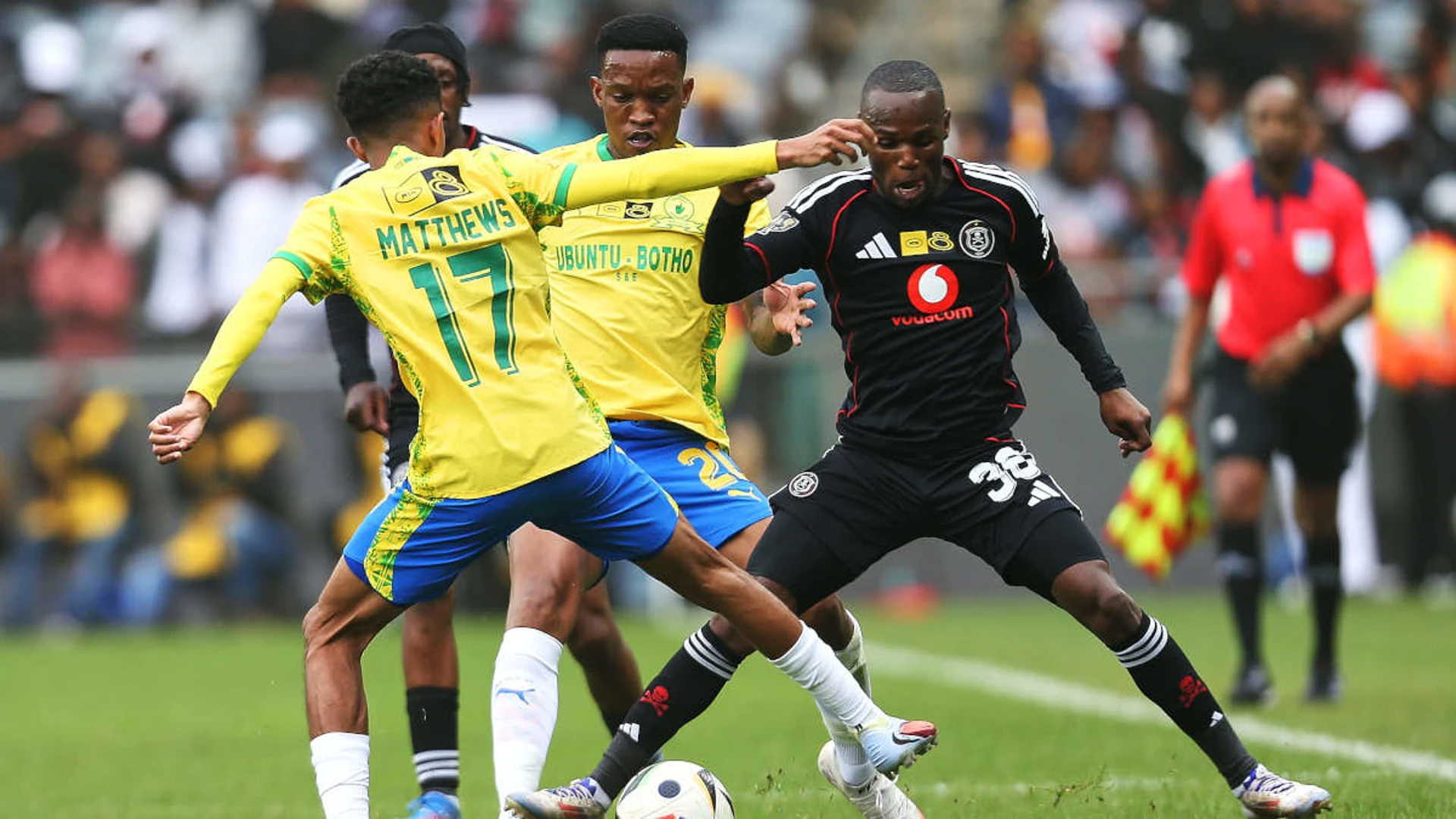 Sebelebele strikes late to deny Sundowns semifinal lead