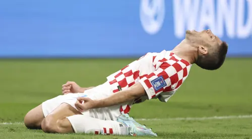 Kramaric double fires Croatia as Canada crash out of World Cup