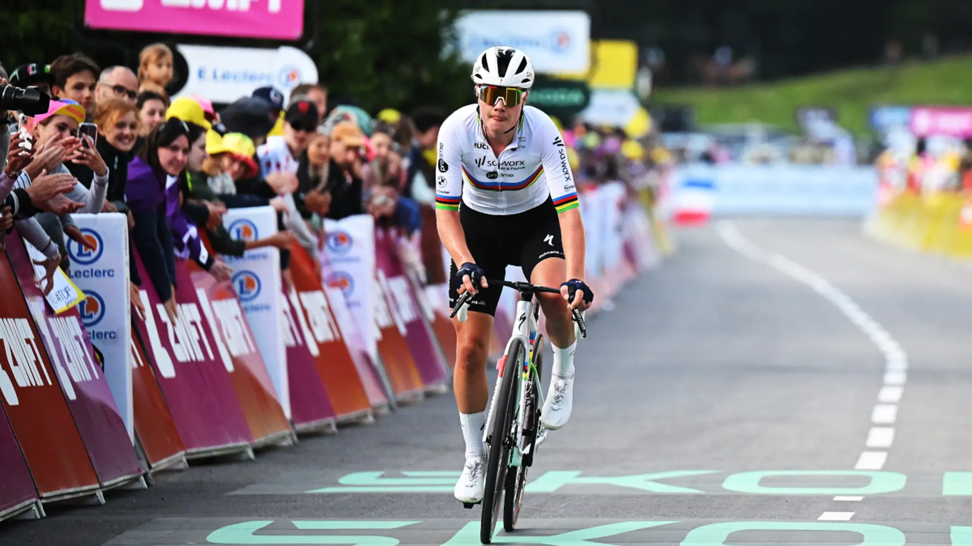 Defending champion out of women’s road race at world championship