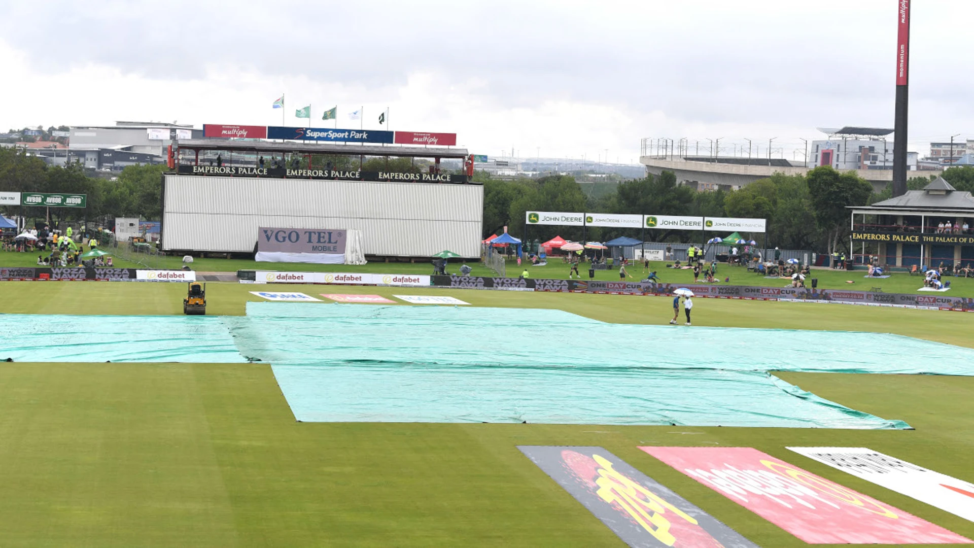 DAY 3: Rain delays play on third morning of SA v Pakistan test