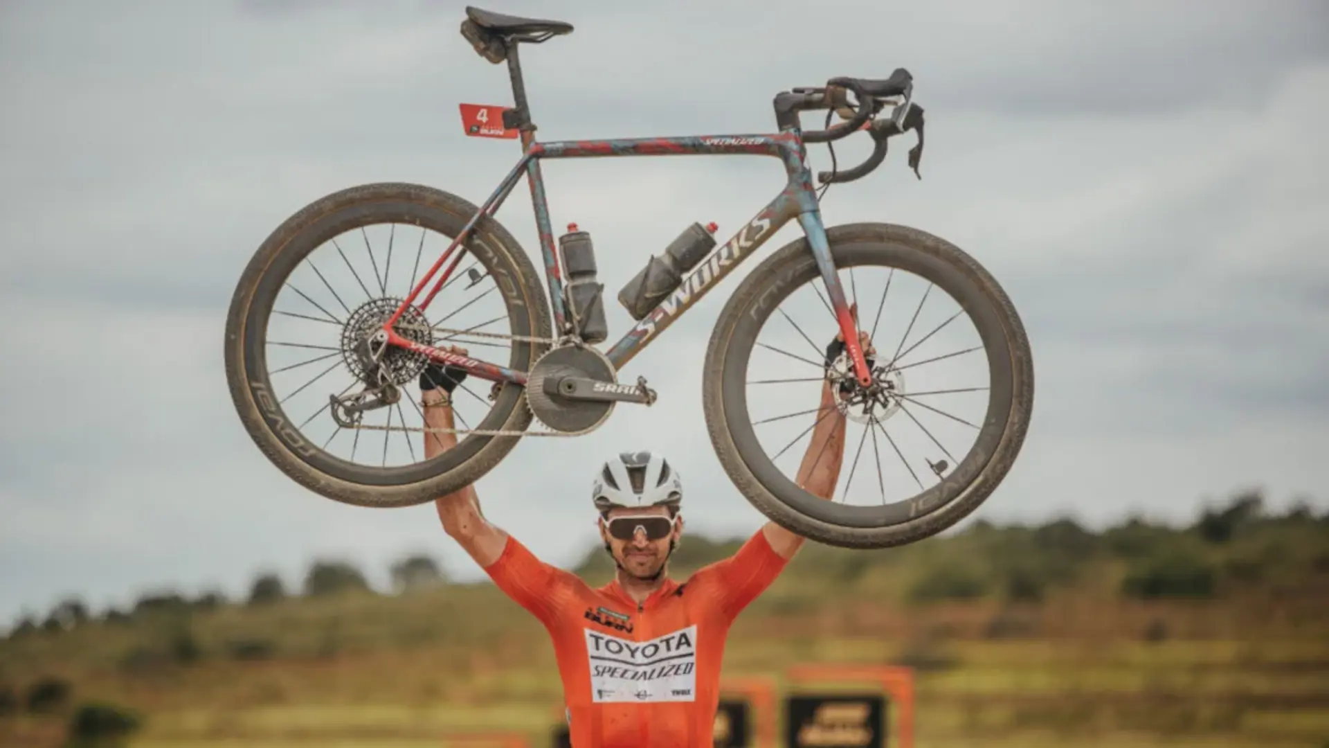 Celebratory Beers, and huge drama in women’s race
