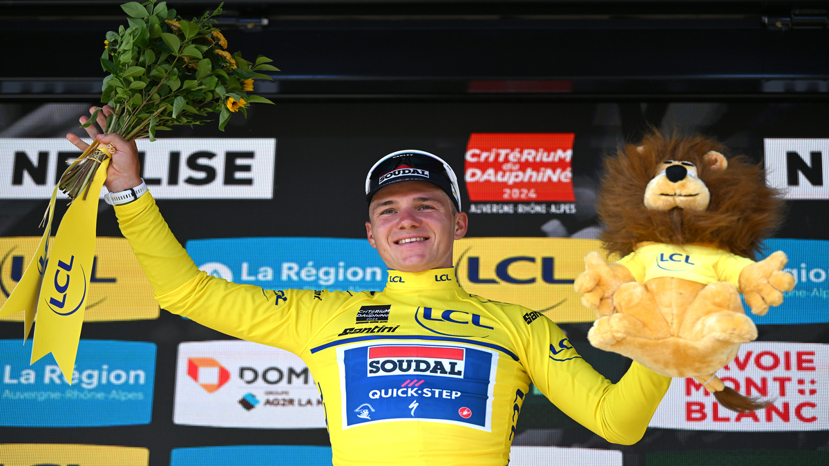 Evenepoel takes Criterium lead with time-trial triumph