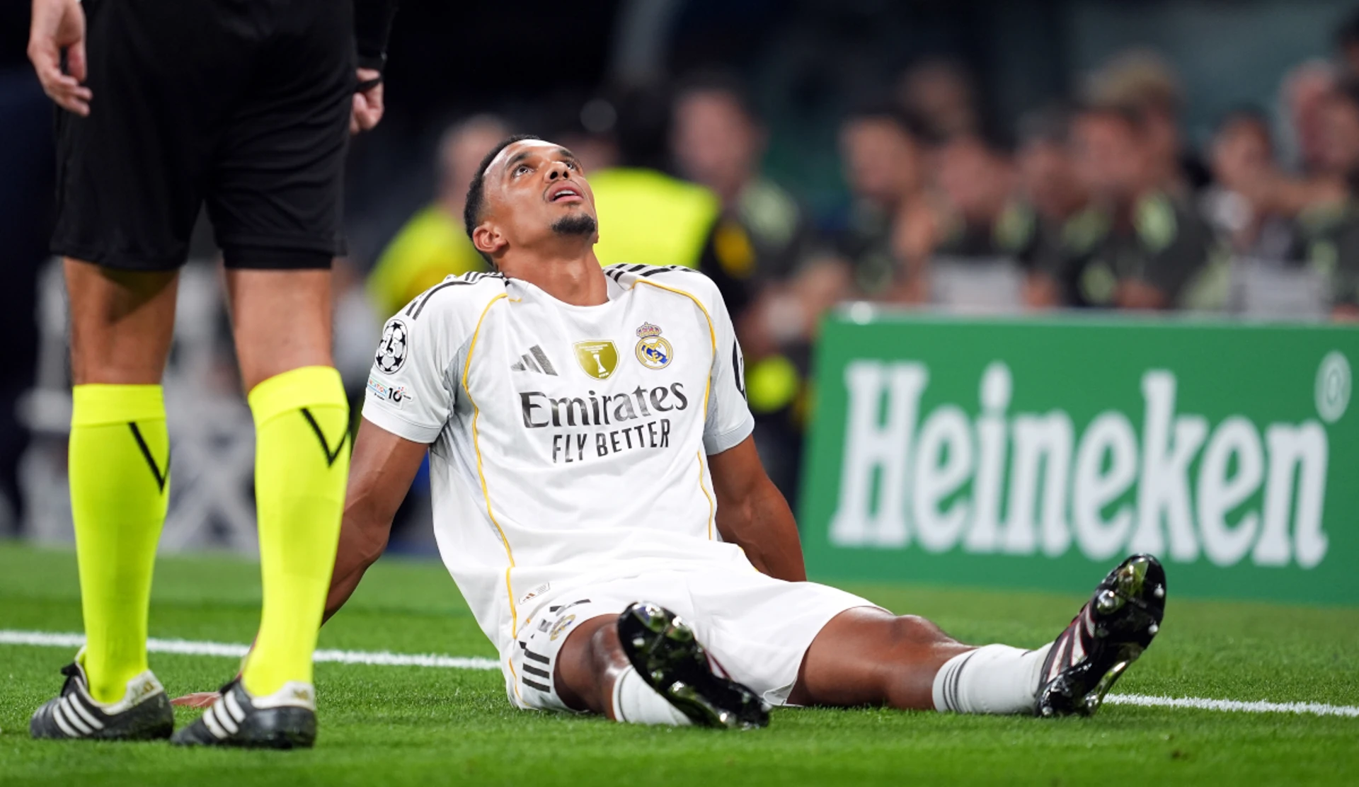 Alexander-Arnold suffers hamstring injury - Real