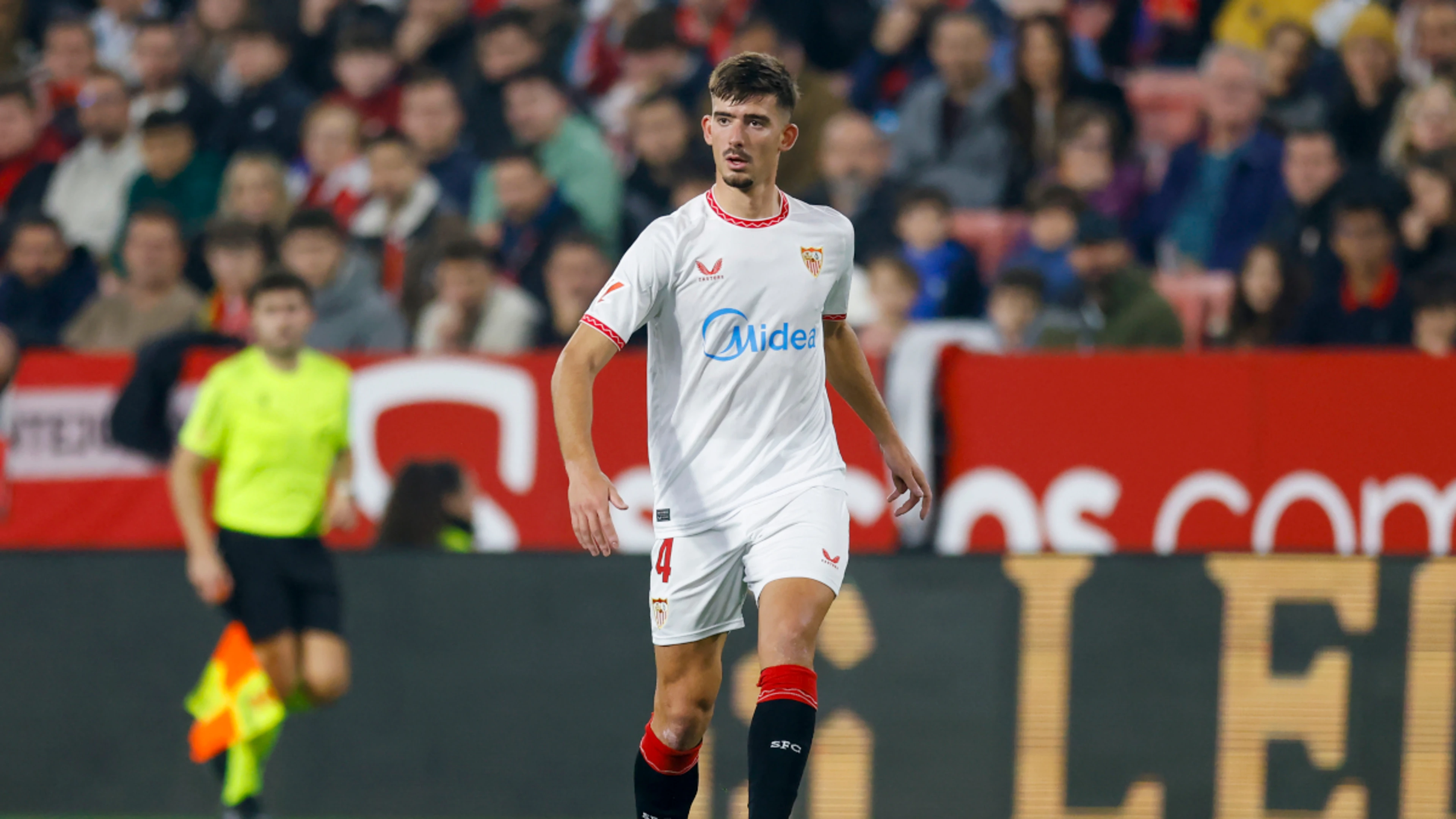 Sevilla defender Salas arrested over betting scandal - reports