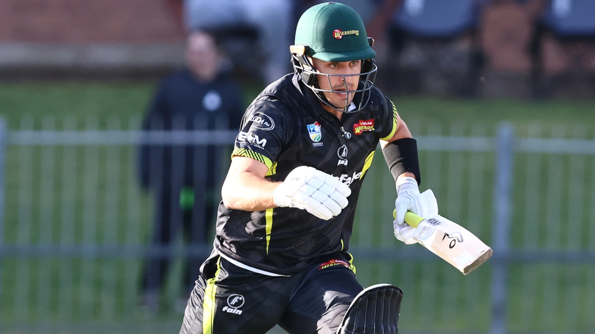 Du Plessis heroics with the bat help Warriors win over Dolphins in Gqeberha