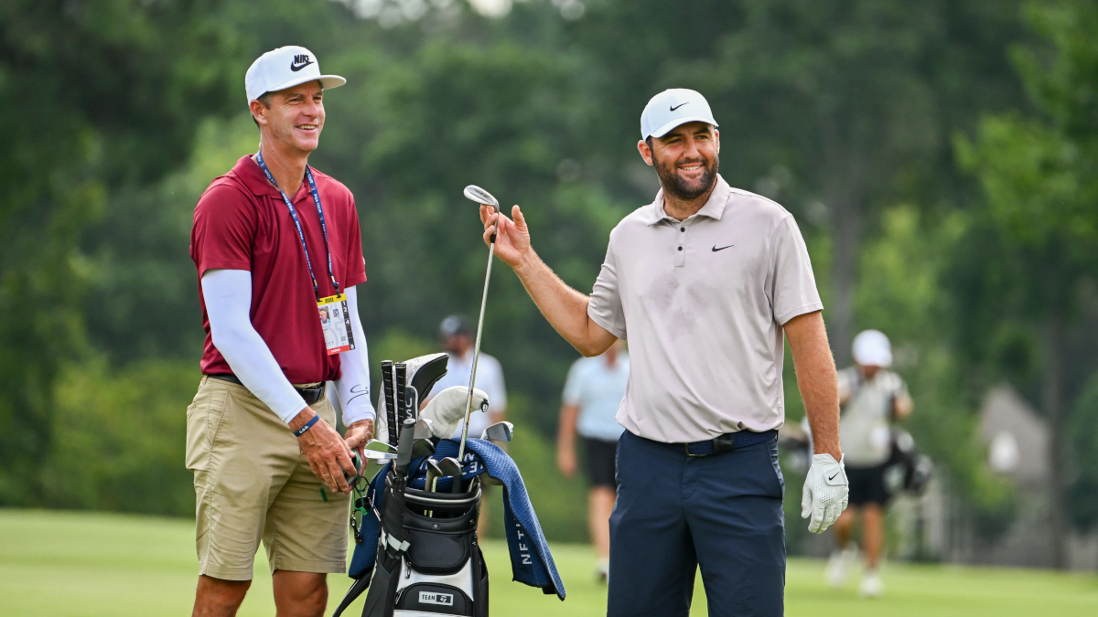 Scheffler reunites with caddie at Tour Championship