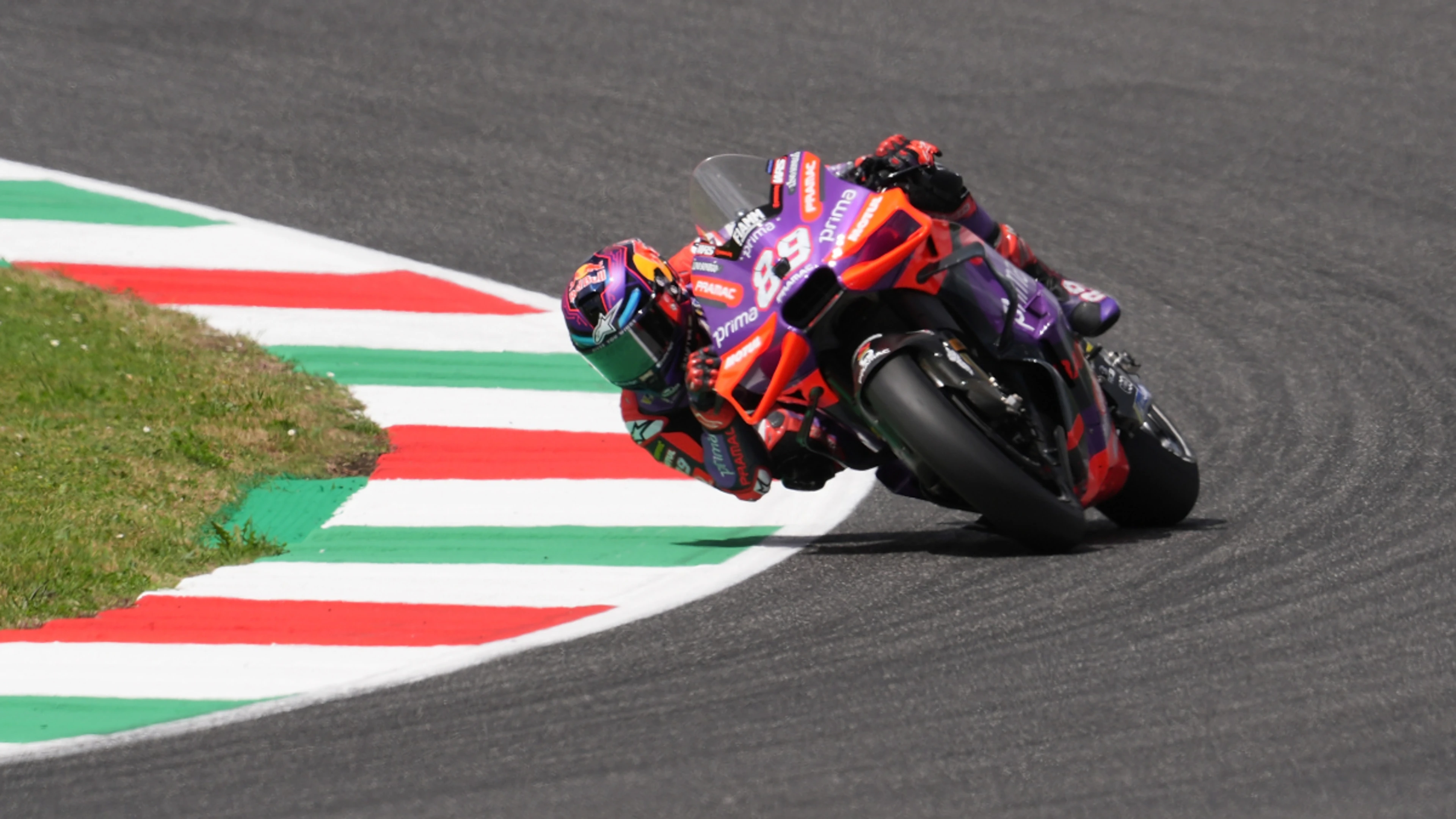 MotoGP world title in sight as Martin, Bagnaia set for Sepang duel