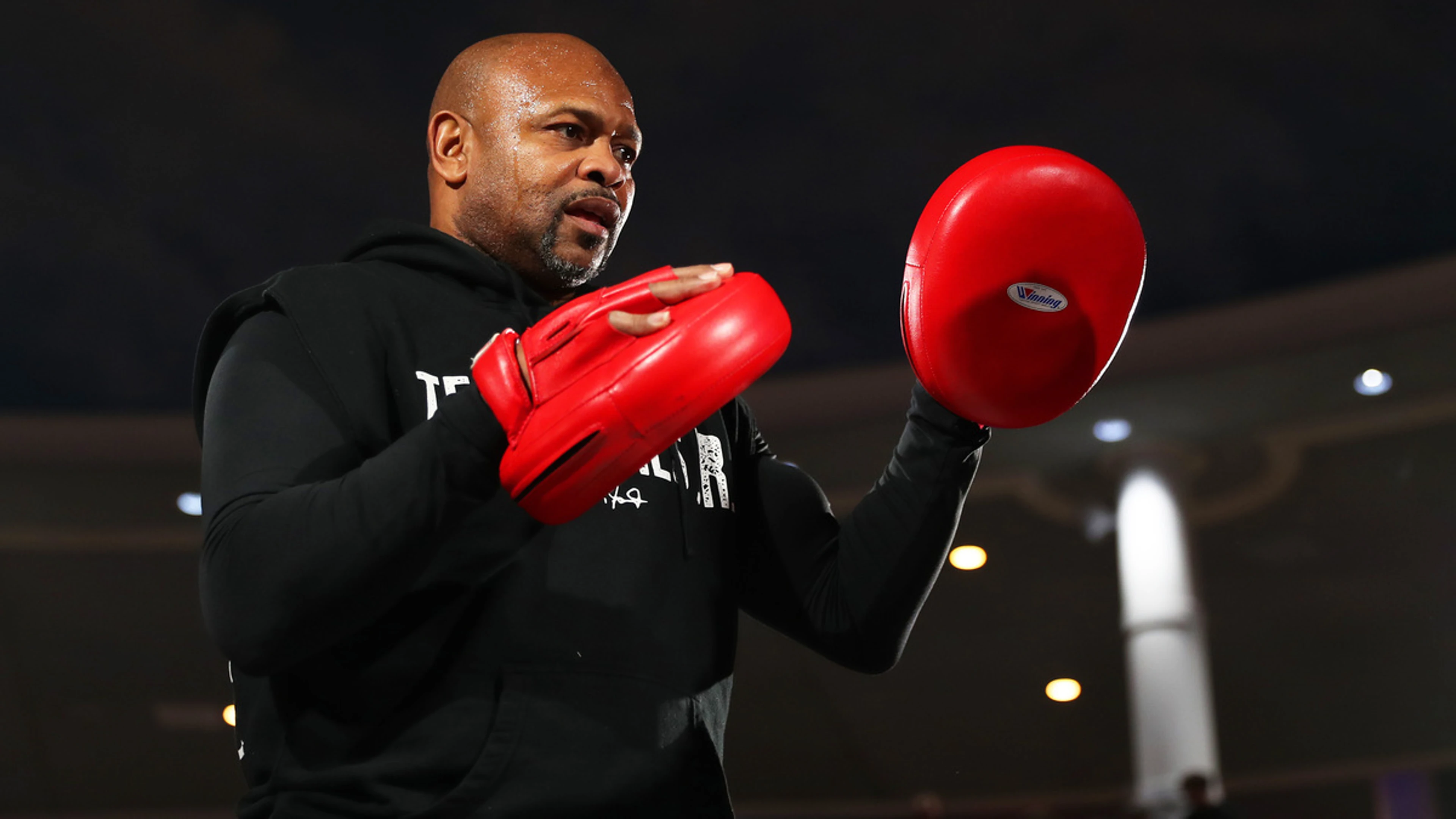 Roy Jones Jr gets 1988 Olympic gold medal from the man who beat him