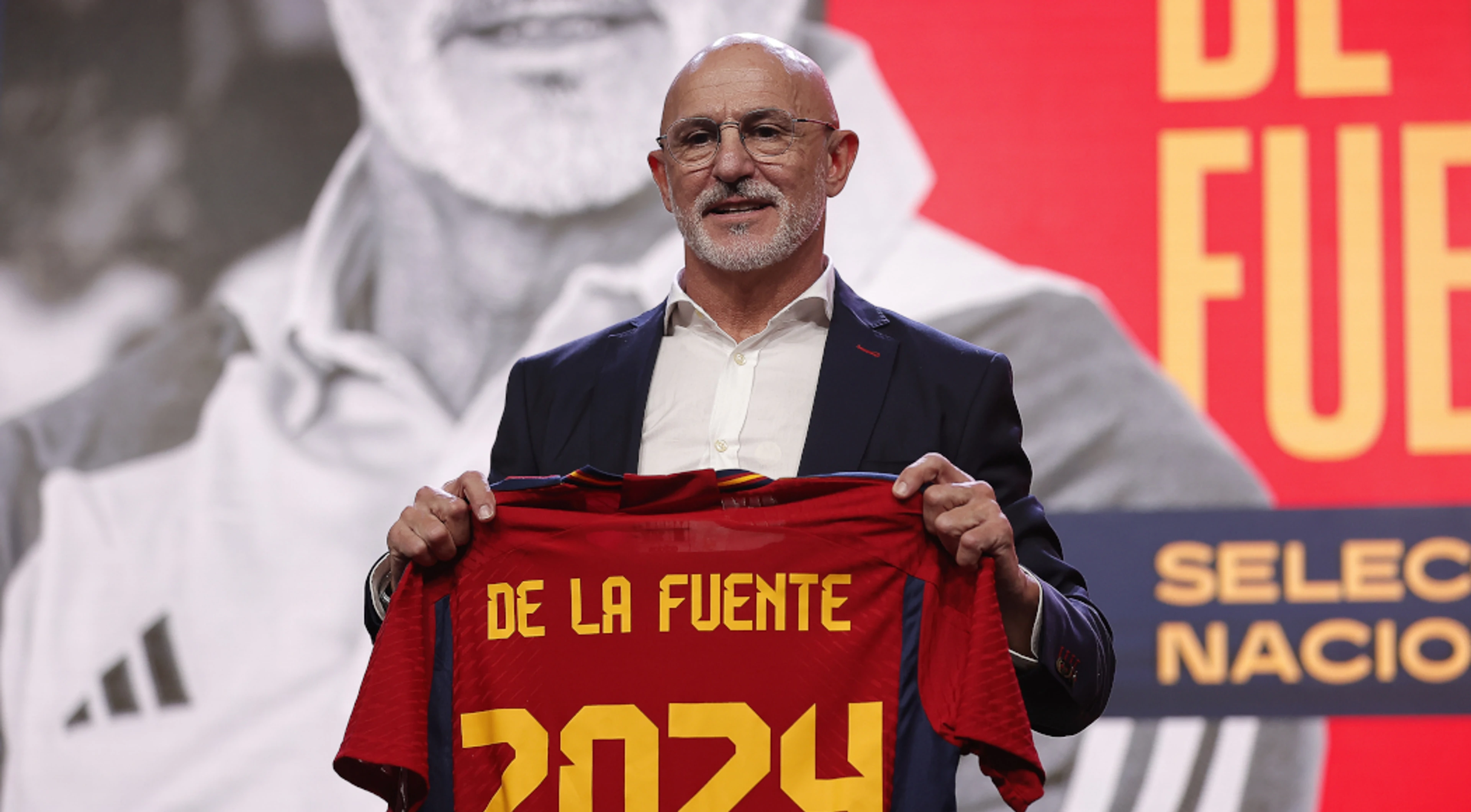 New Spain coach De La Fuente defends appointment