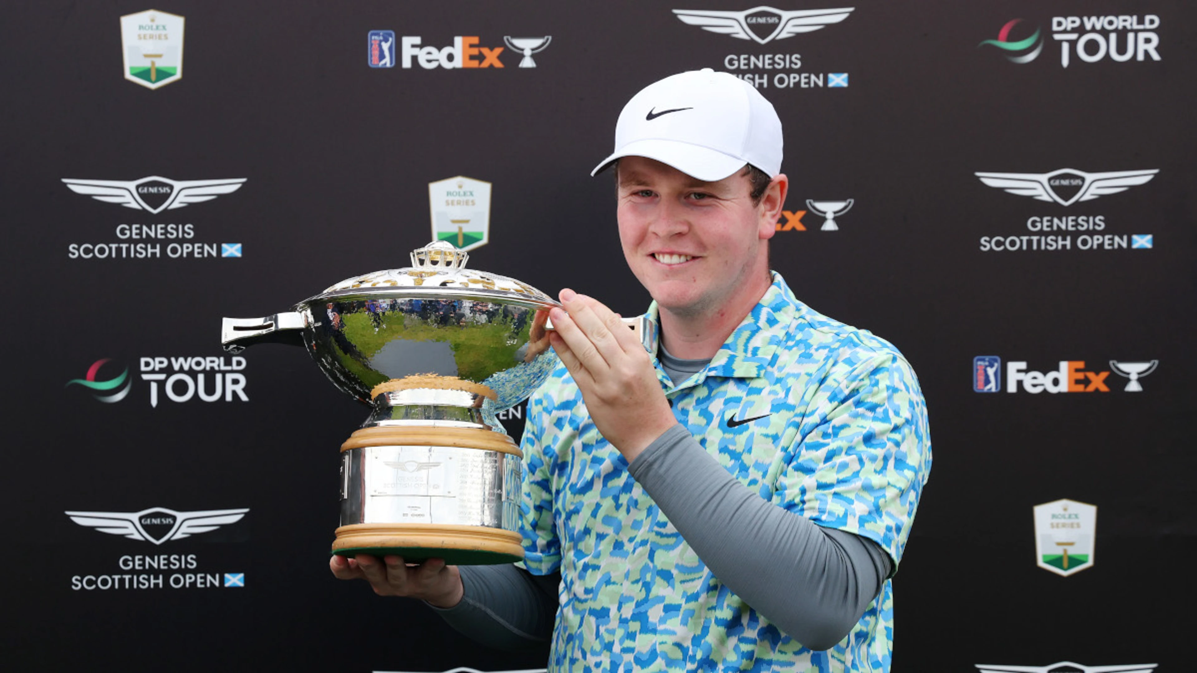 Native son MacIntyre narrowly wins Scottish Open