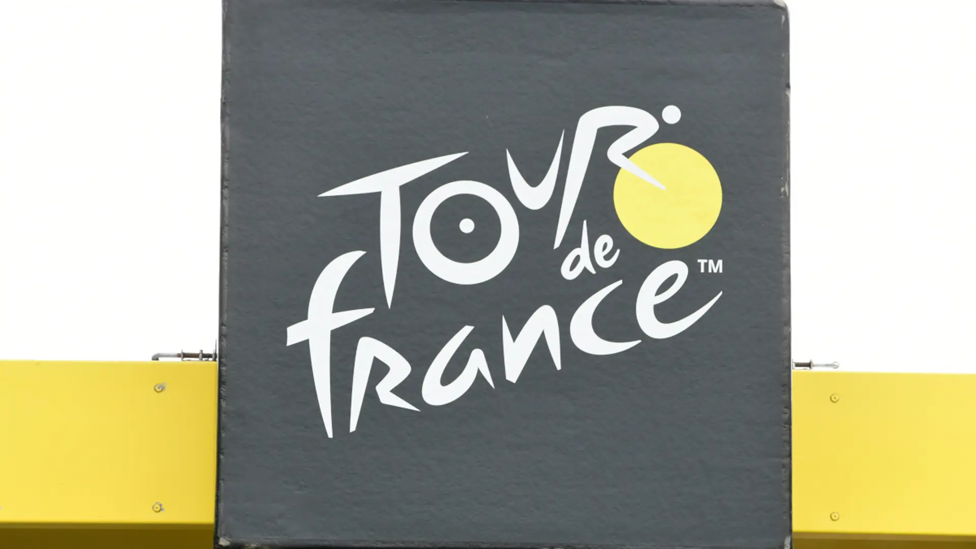 Tour de France shortens stage 19 after cattle disease outbreak forces route change