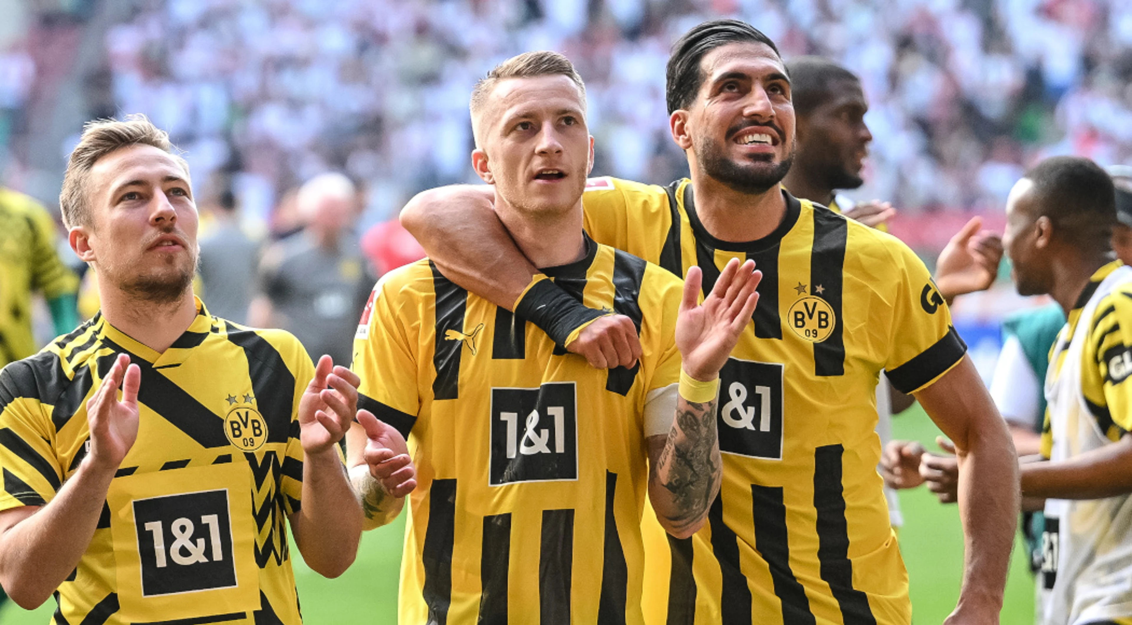 Dortmund ready to lift trophy, Bayern hope for dramatic twist