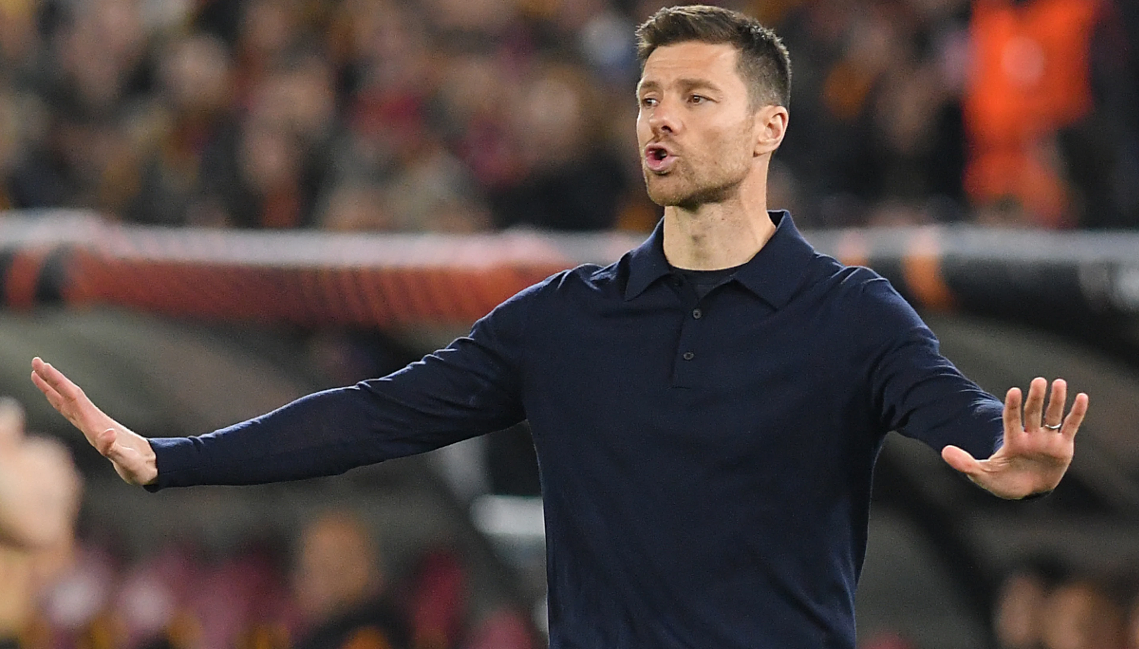 'Everyone wants to beat us': Leverkusen boss Alonso chasing invincibility