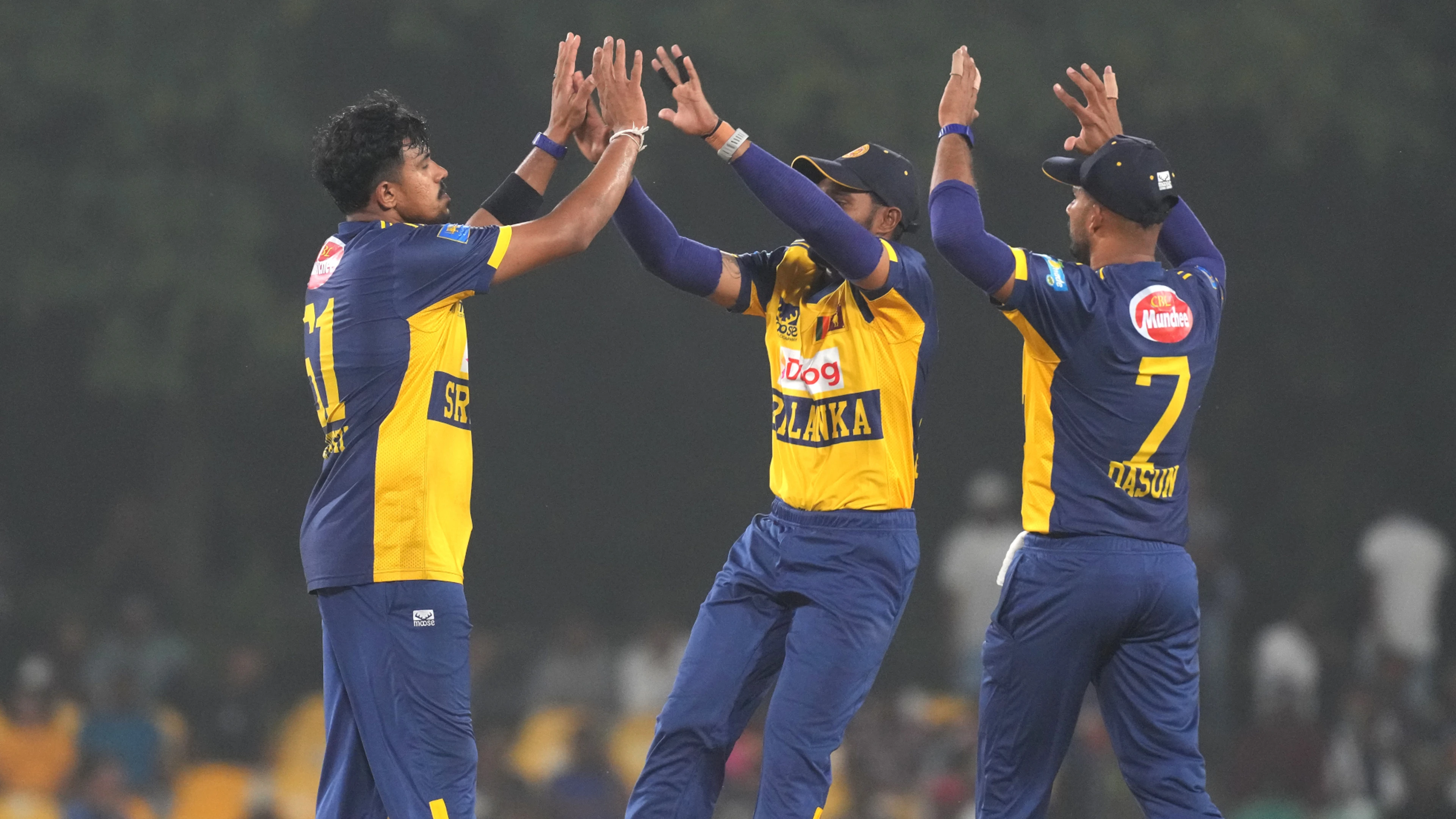 Sri Lanka seal gritty T20 win over Pakistan to level series