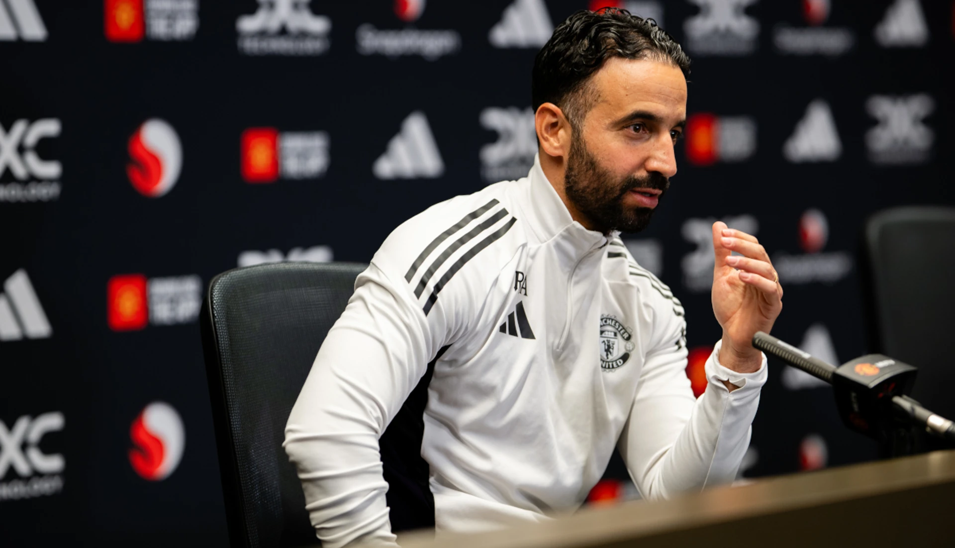 Defiant Amorim says not even pope can make him change Man Utd system