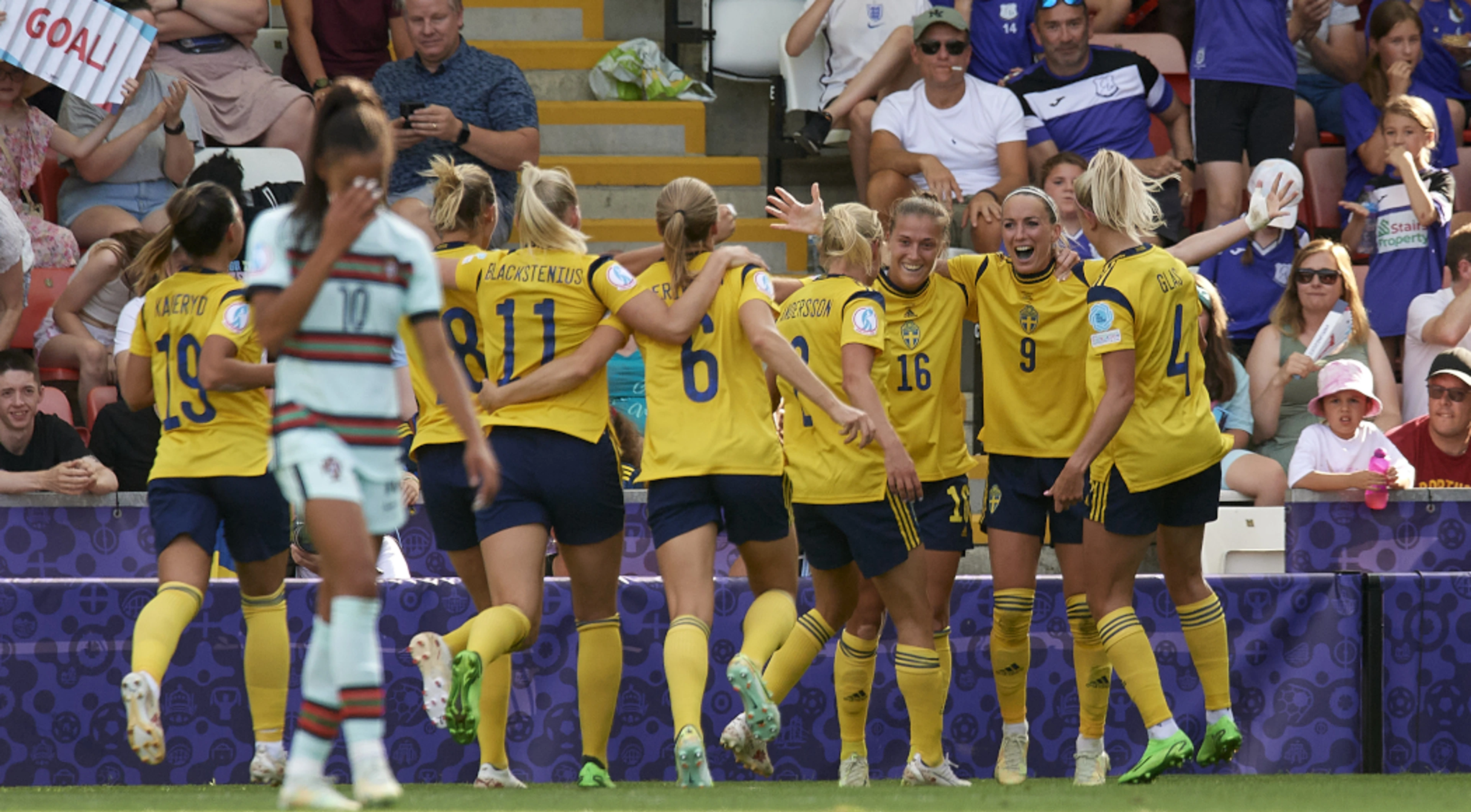 Five-star Sweden advance to quarters as set pieces sink Portugal