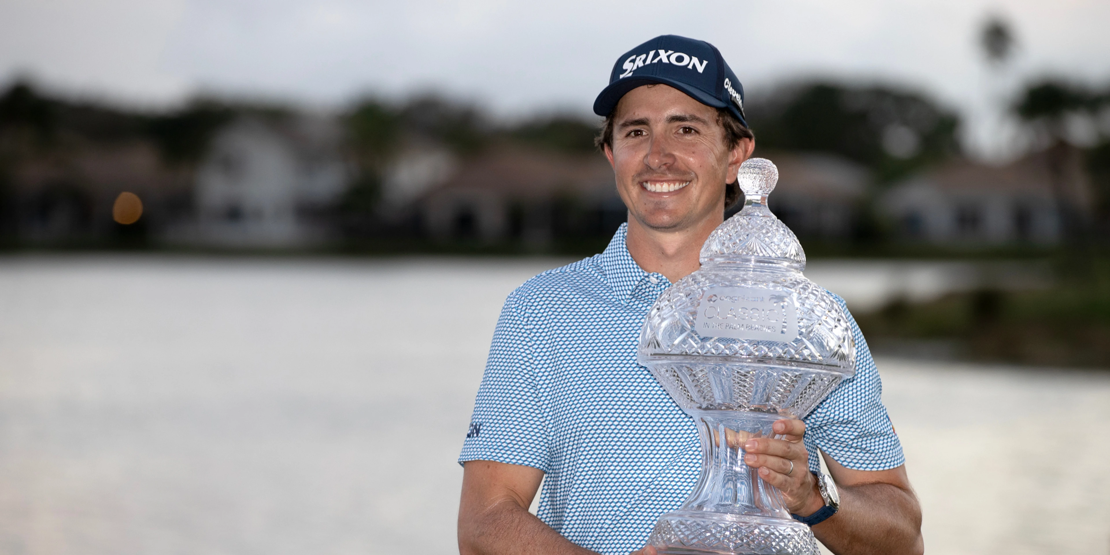 Lowry collapses late again, Echavarria snatches victory in Cognizant Classic