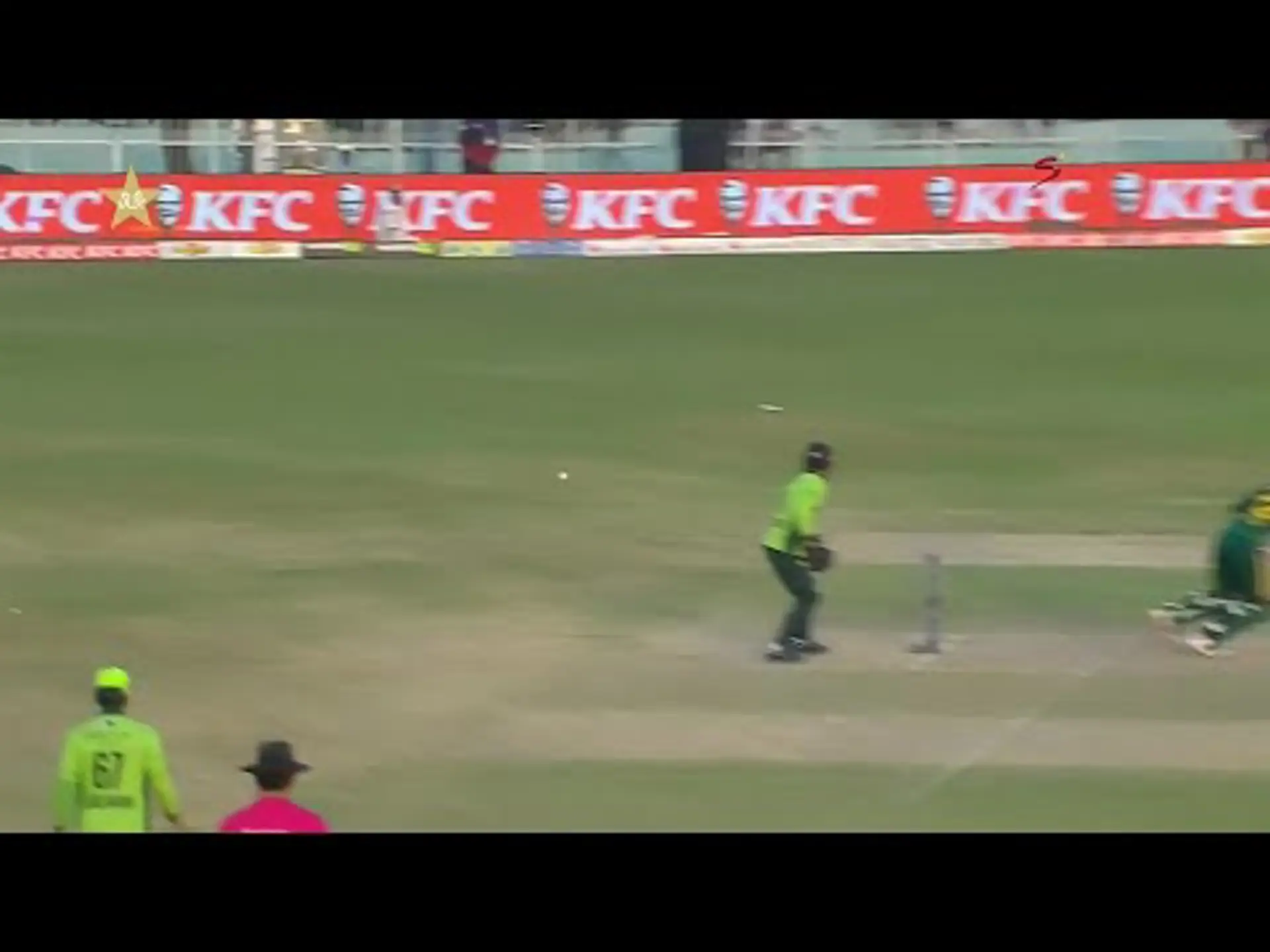 Pakistan v South Africa | 3rd ODI | 1st innings | Quinton Kock 54