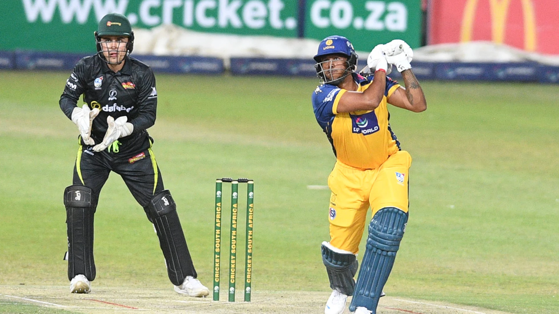 Dawood, Makwetu help Lions crush Warriors at Wanderers