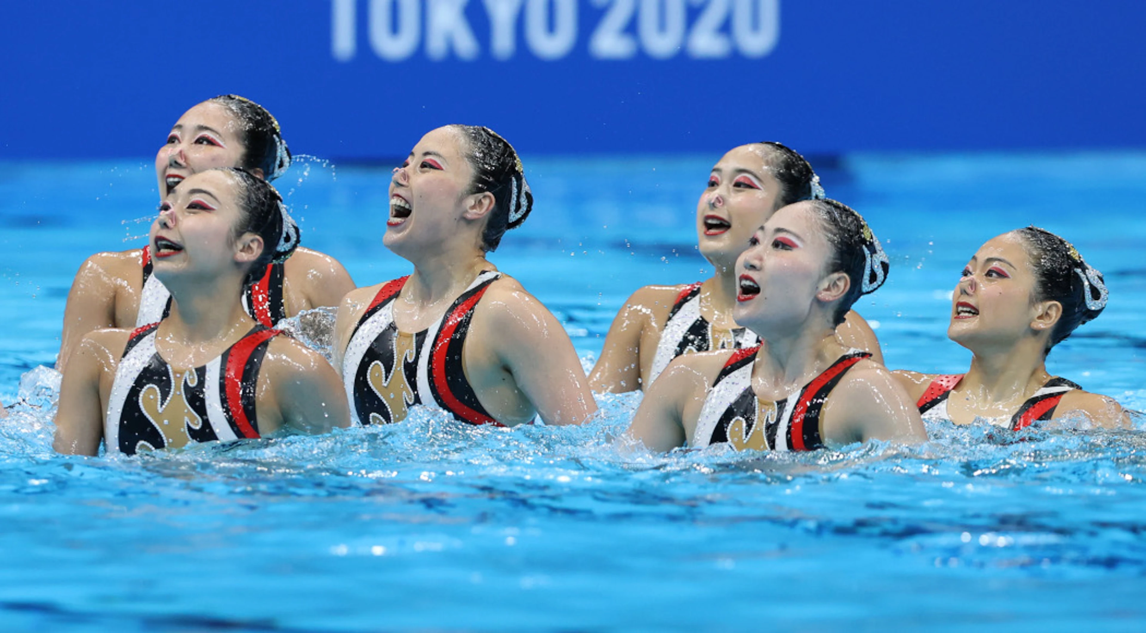 Once synchro star, host Japan struggles to retain bronze