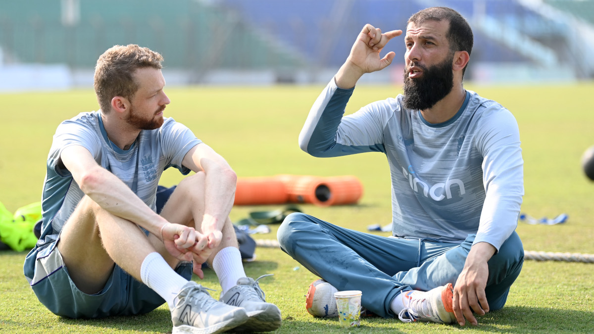 Moeen comes out of test retirement for Ashes