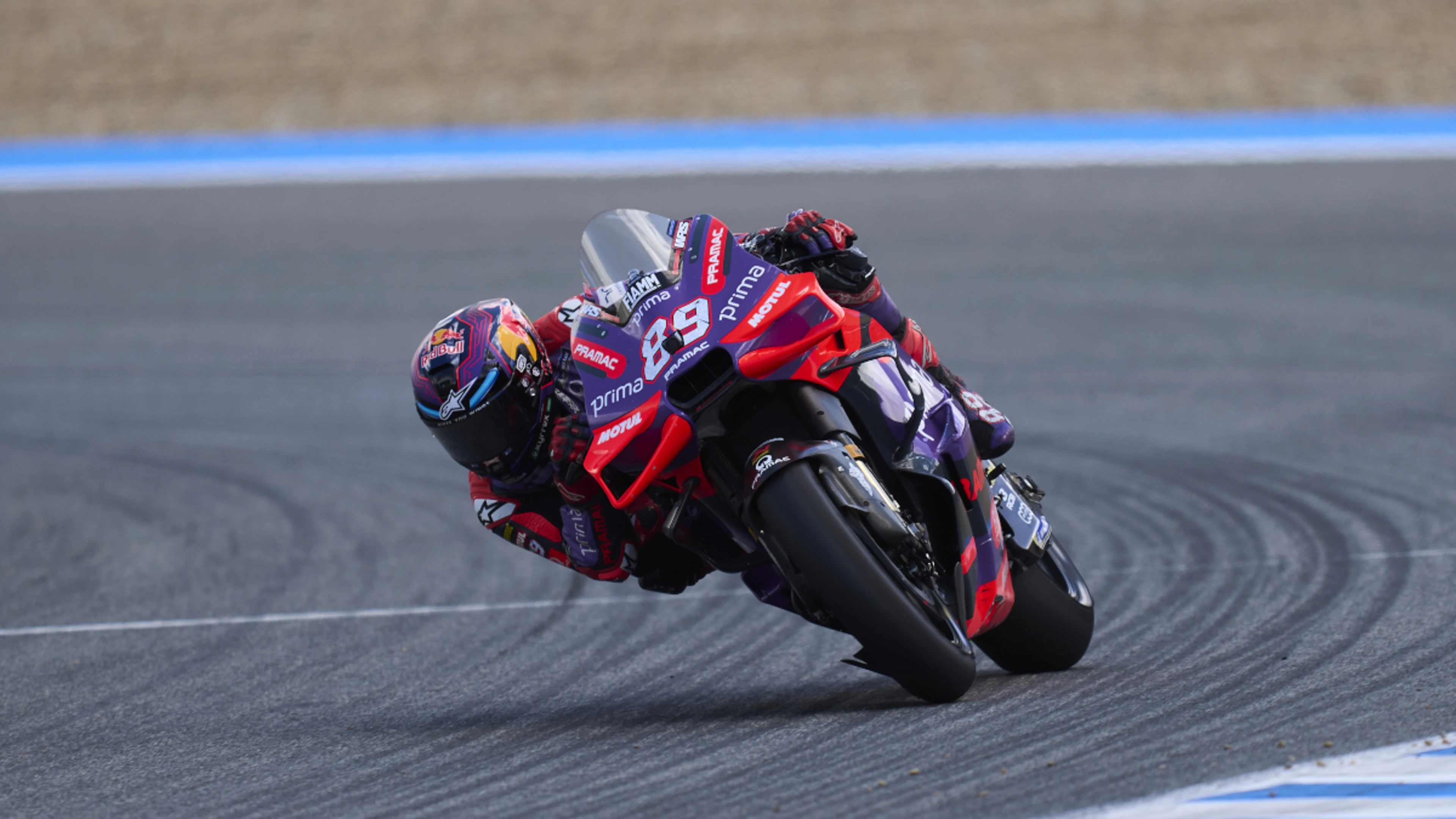 Martin sets lap record as Marquez struggles at French MotoGP