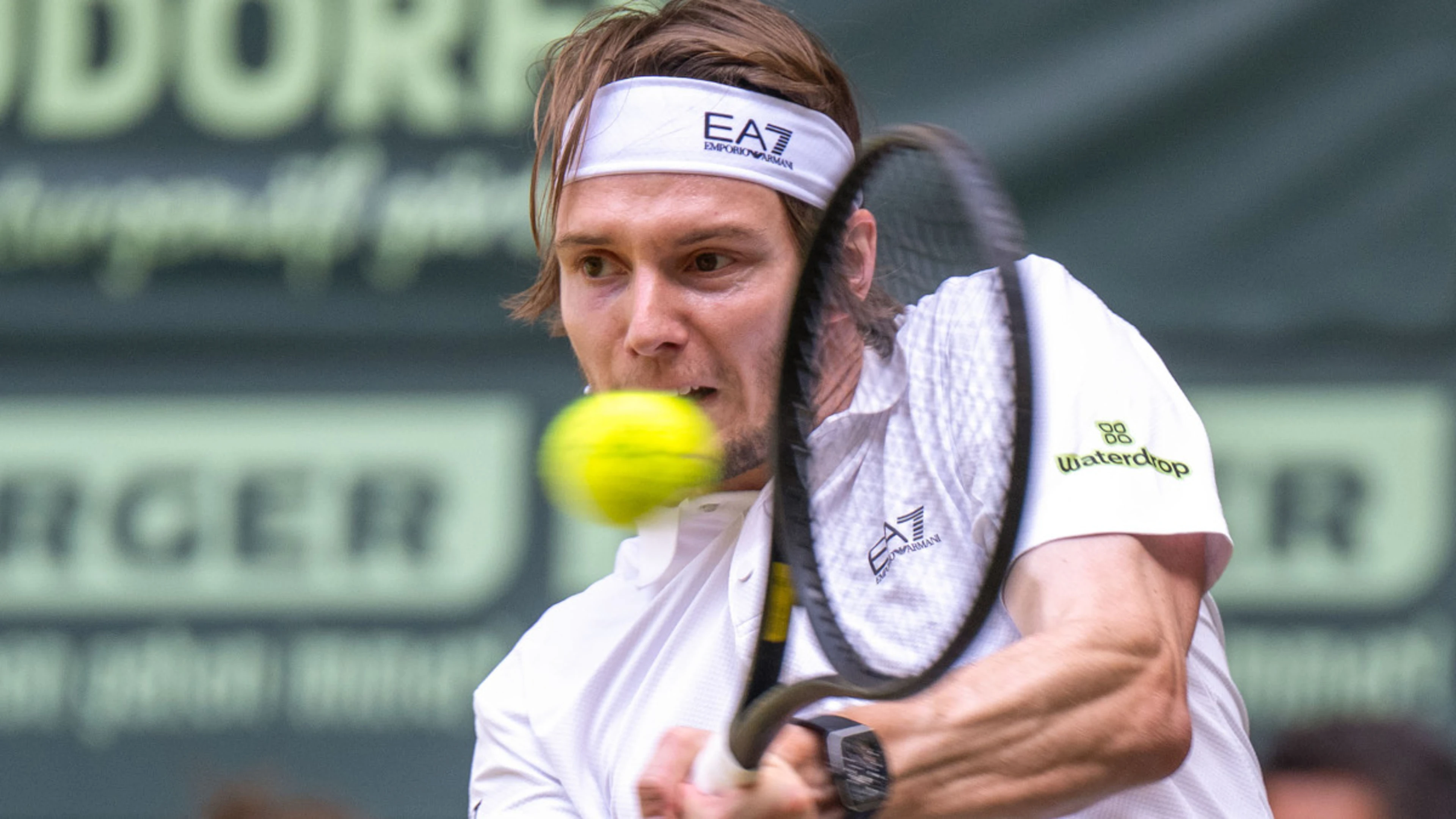 Bublik wins first clay title in Gstaad