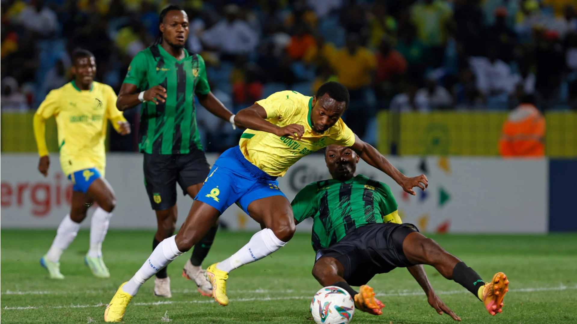 Shalulile inspires Sundowns comeback