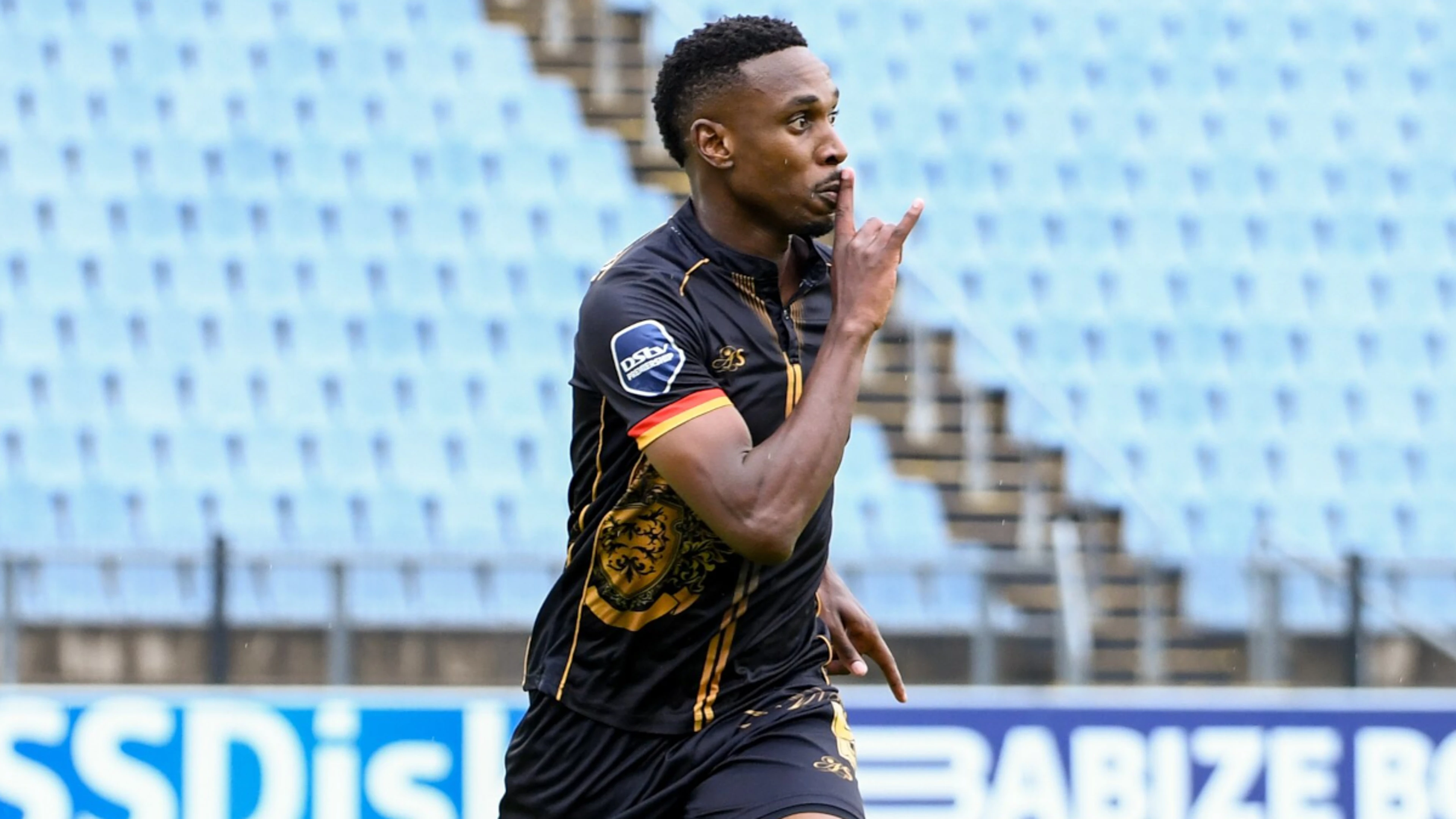 Royal edge Richards Bay in five-goal thriller