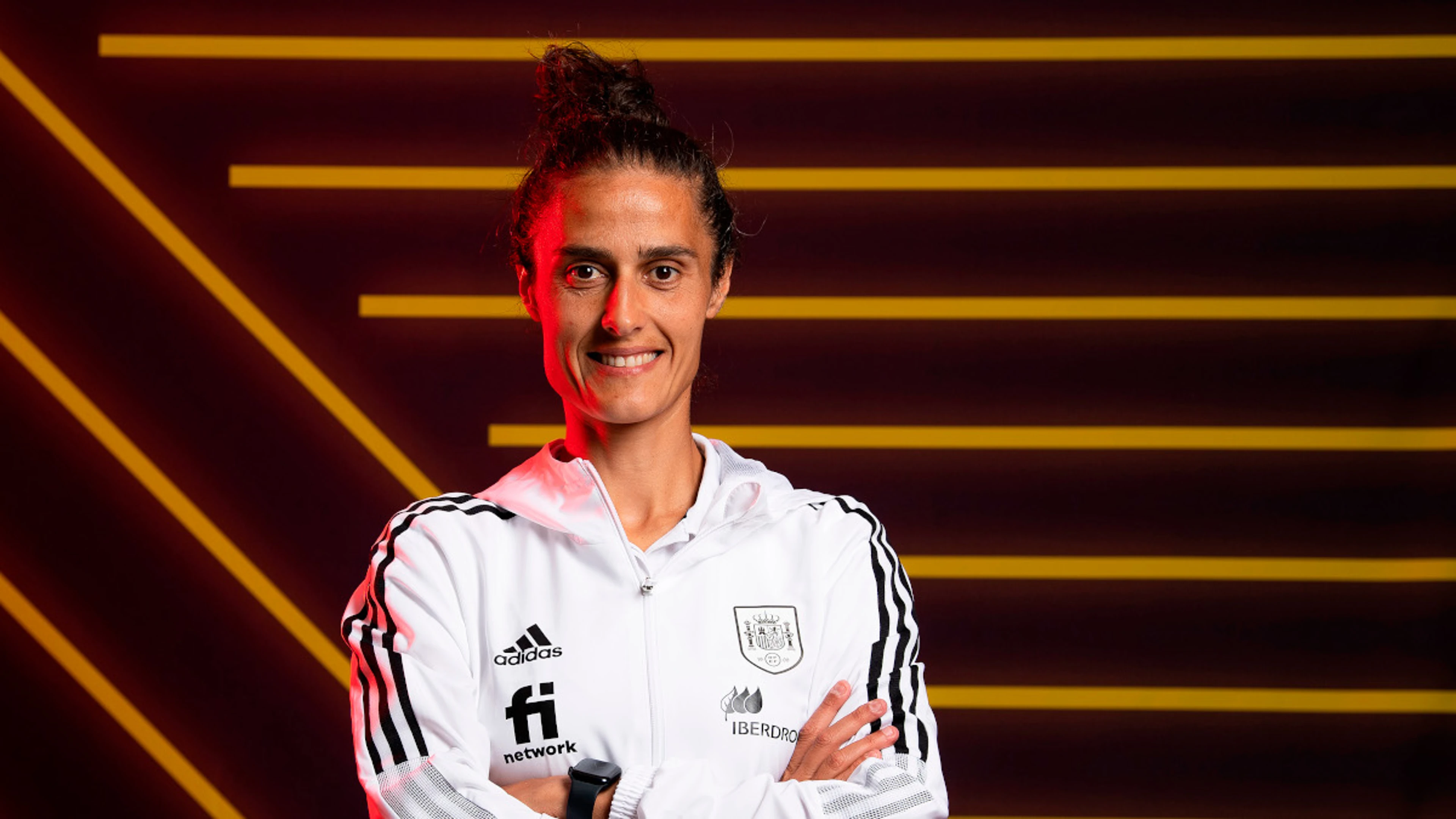 New Spain coach unveils women's team with most World Cup winners