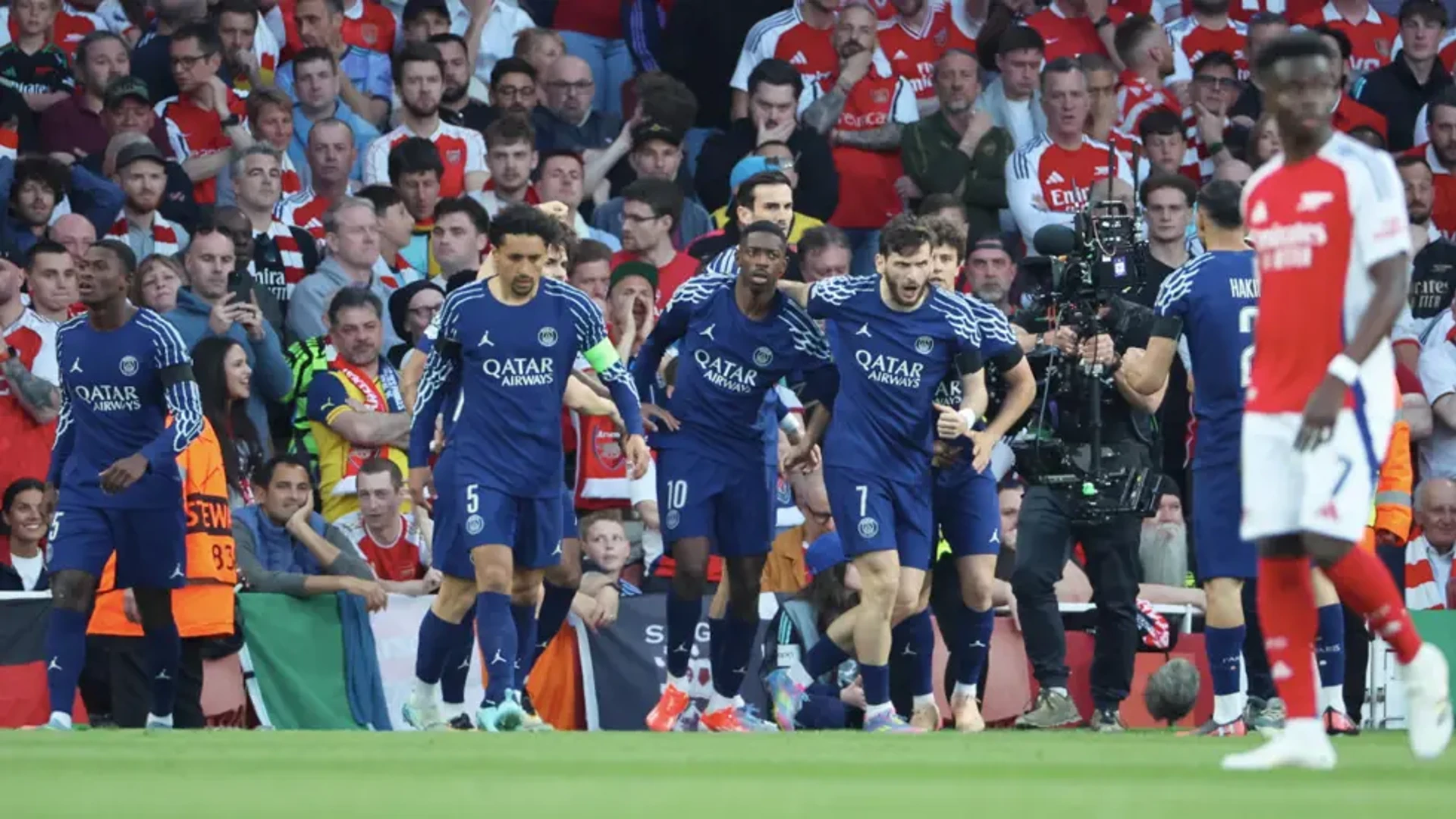 ADVANTAGE PSG: Dembele seals narrow win at Arsenal