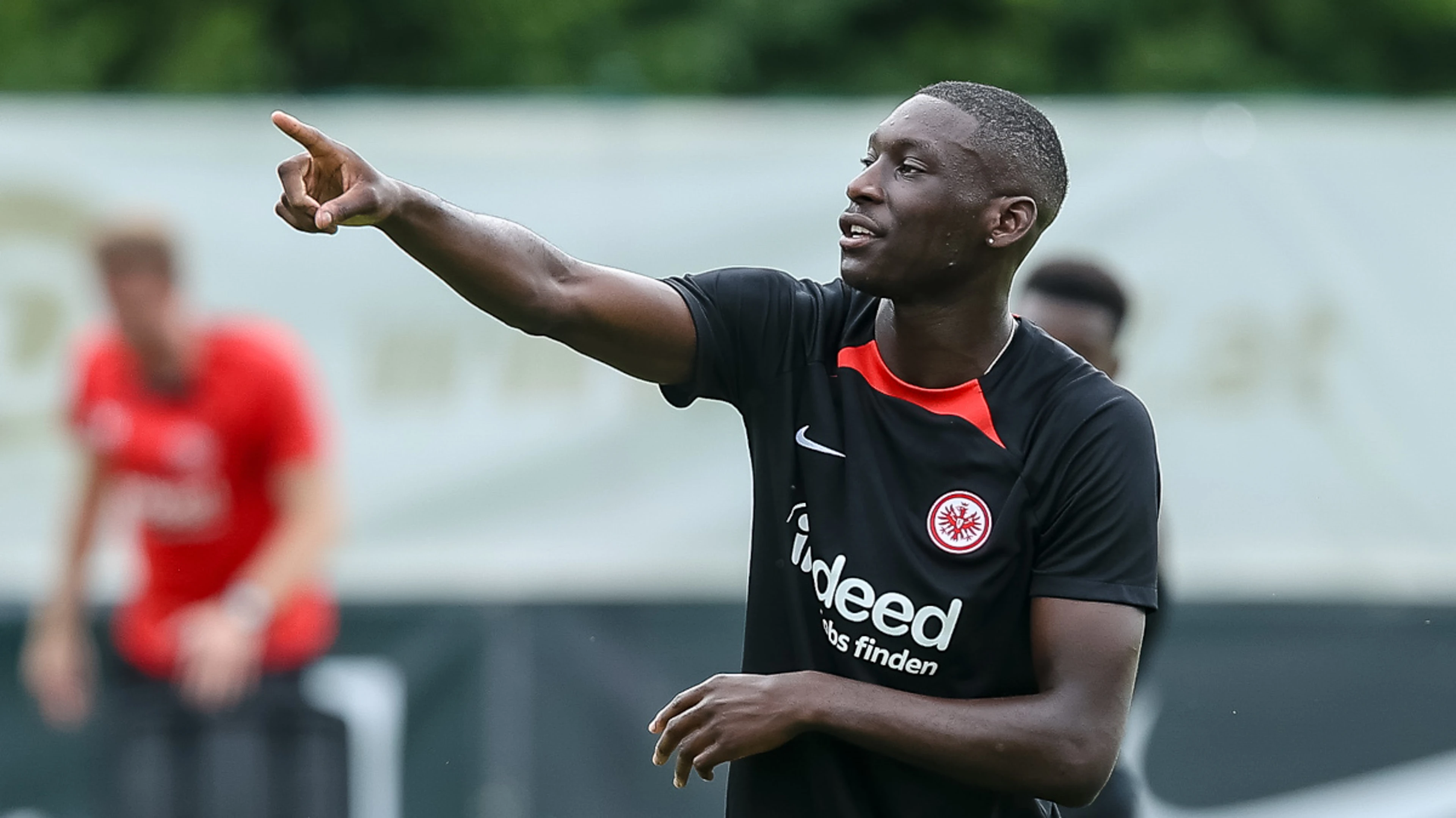 PSG try to seal Kolo Muani deal on transfer deadline day in Europe