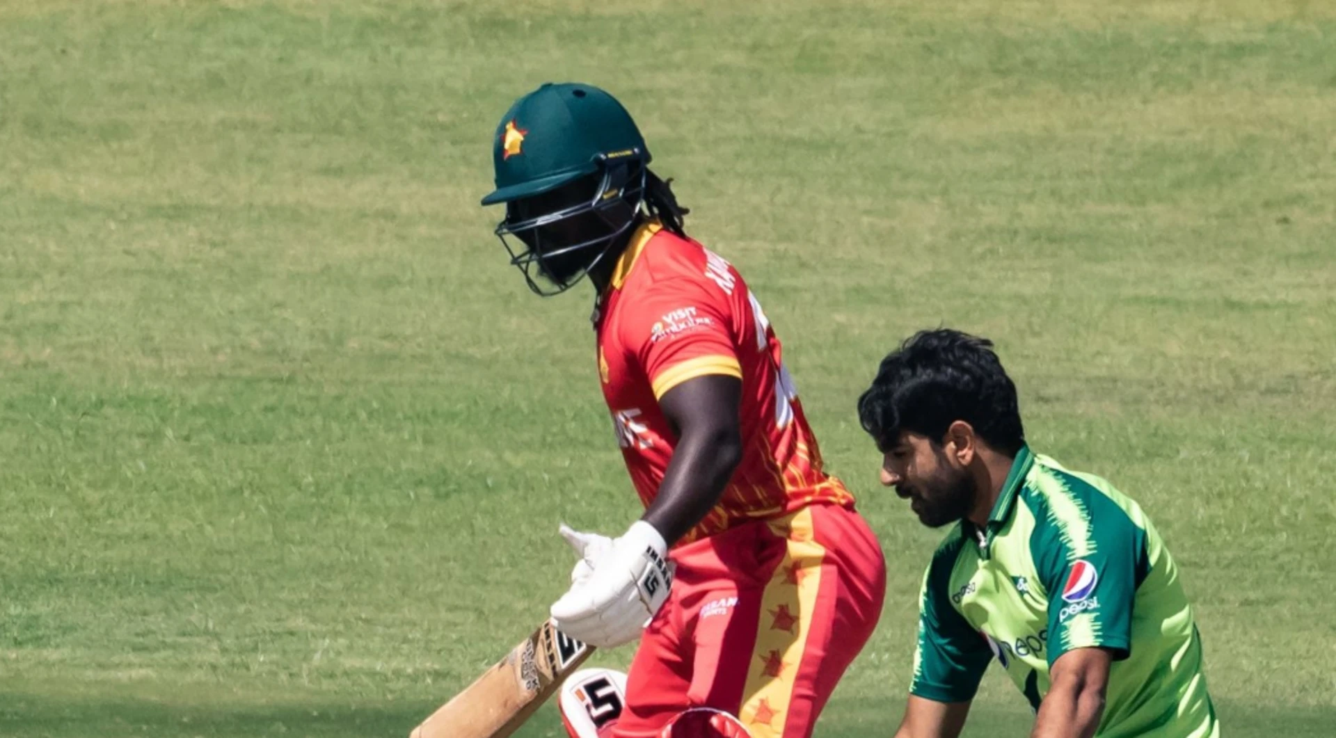 Jongwe snatches four wickets as Zimbabwe surprise Pakistan in T20