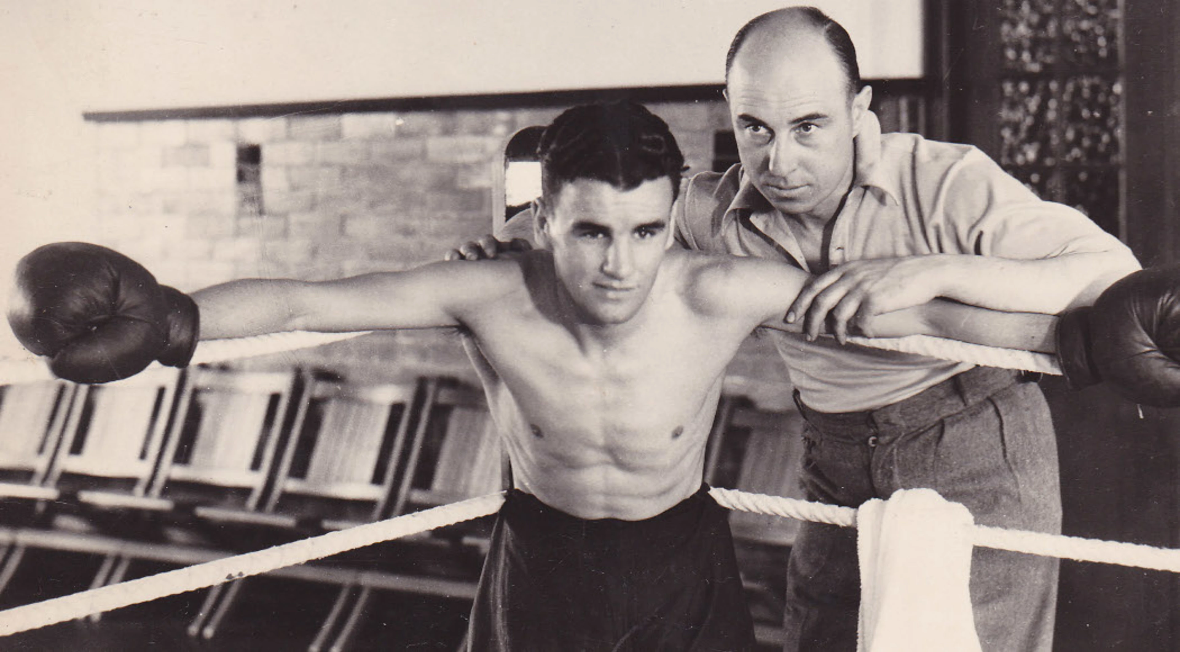 Stevens wins vacant Empire lightweight title in 1936
