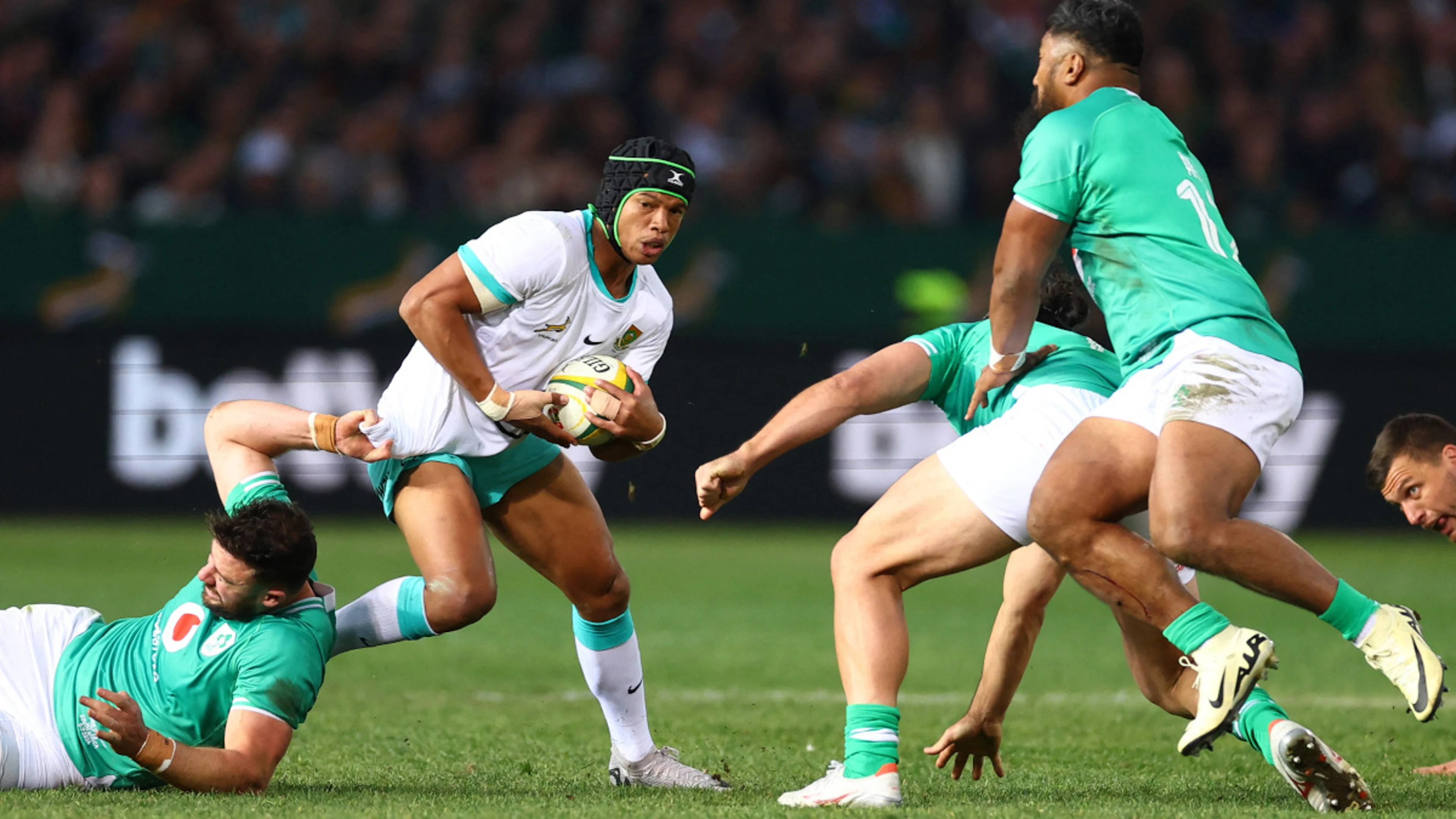 Monstrous scrum and Kolbe magic ensures Boks break Ireland drought