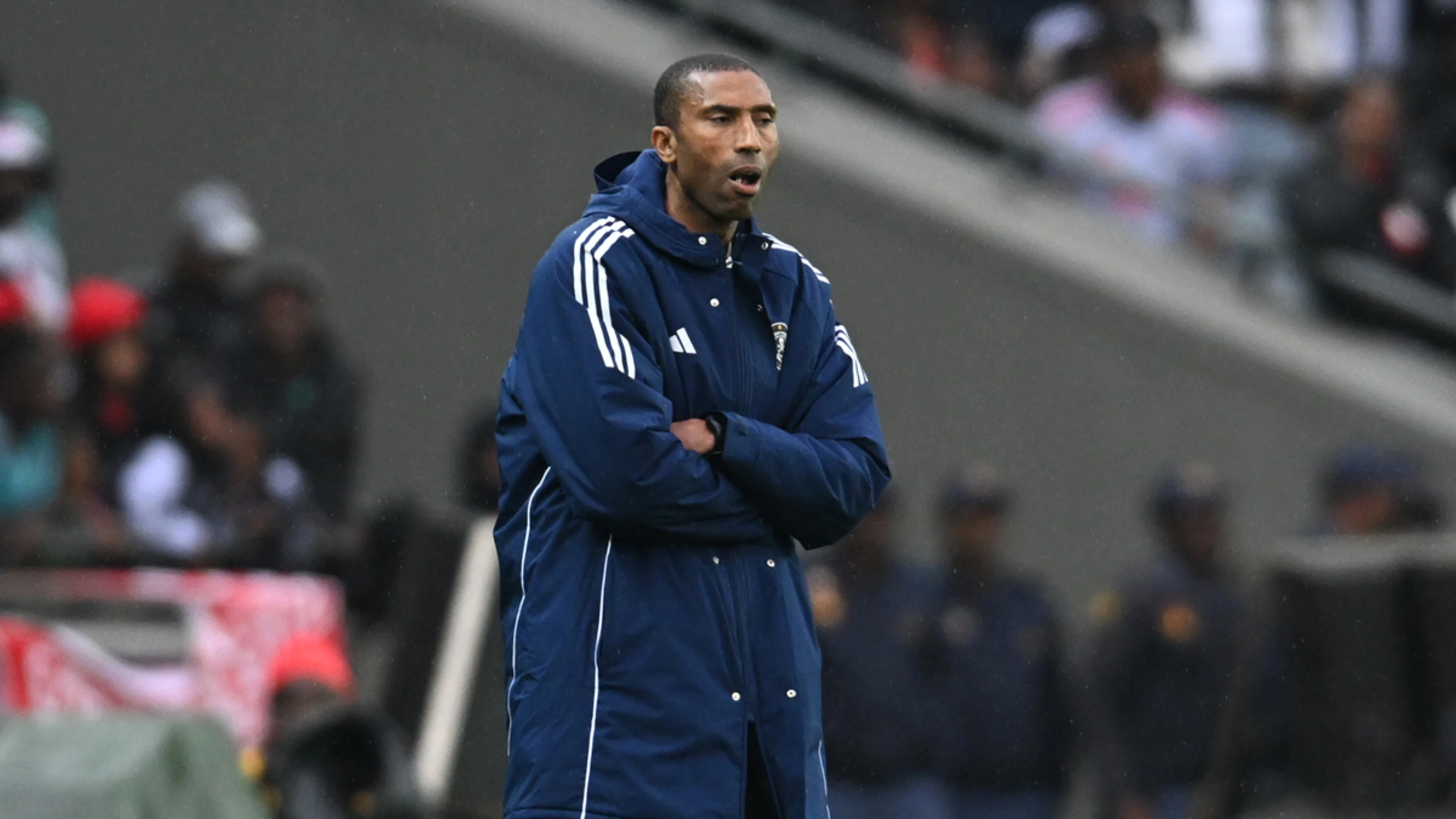 Pirates coach Ouaddou in hospital after car crash